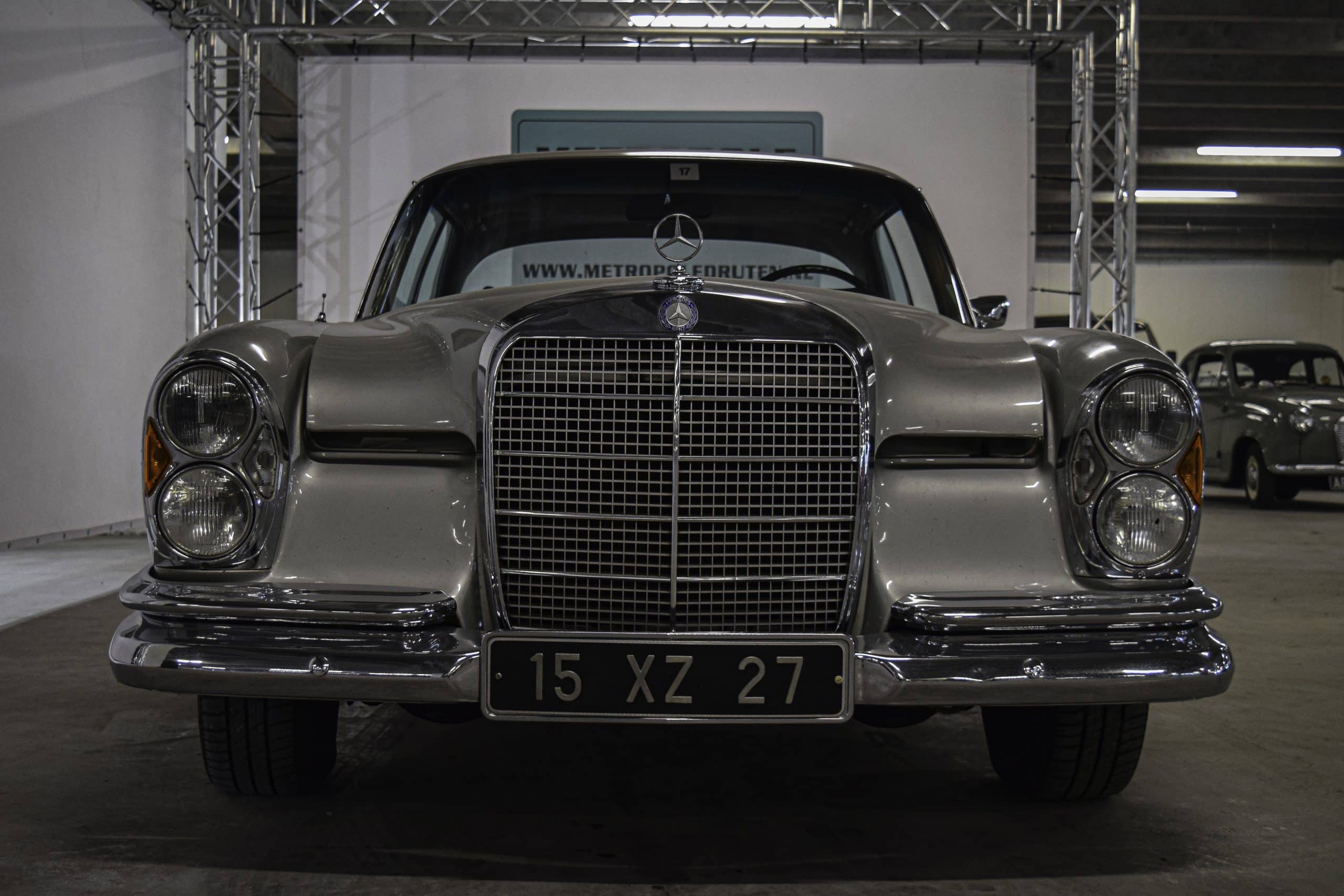 Mercedes Benz 280SE W111 Coupe