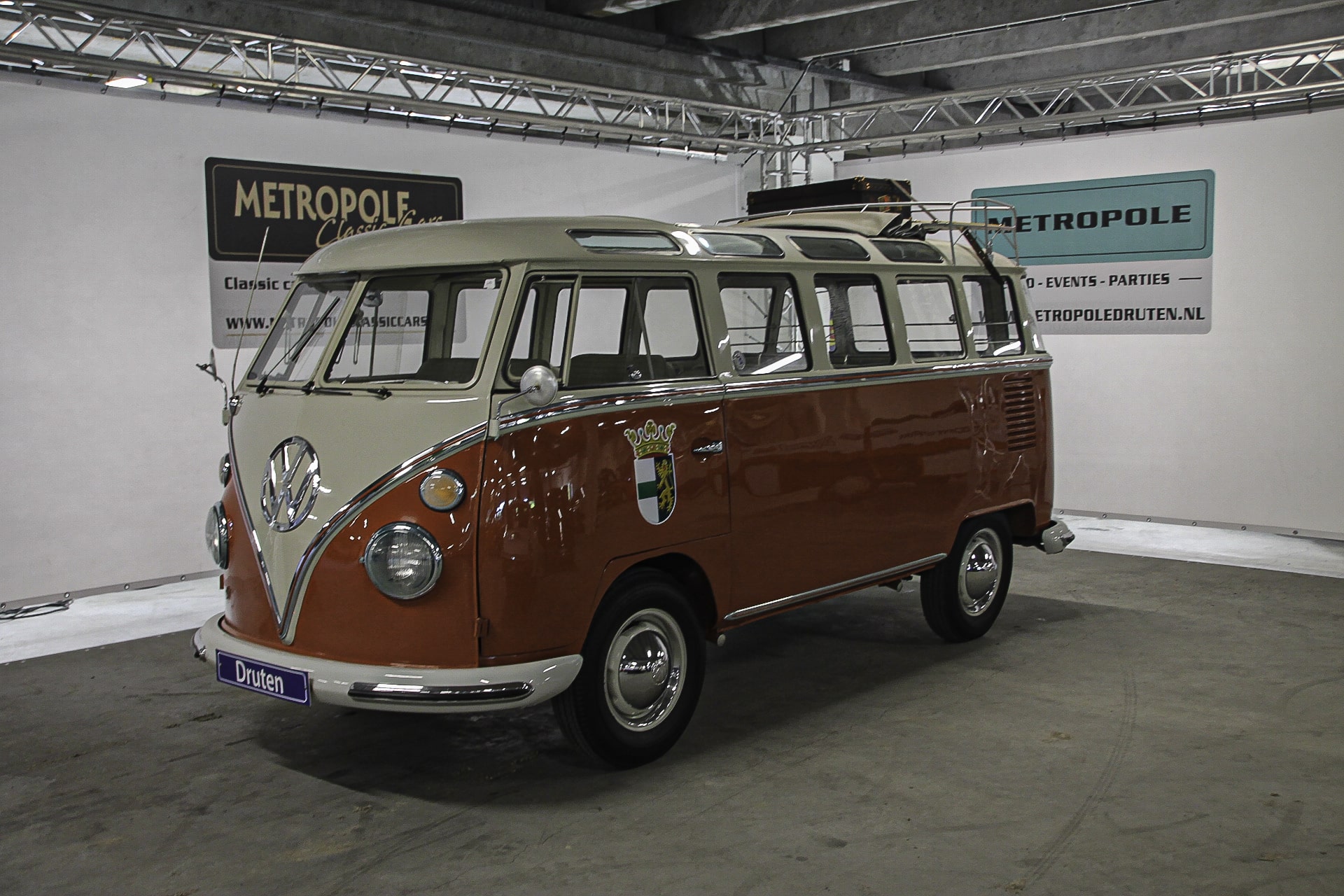 Volkswagen 23 Window Samba