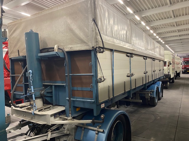 Jumbo Helmond aanhanger