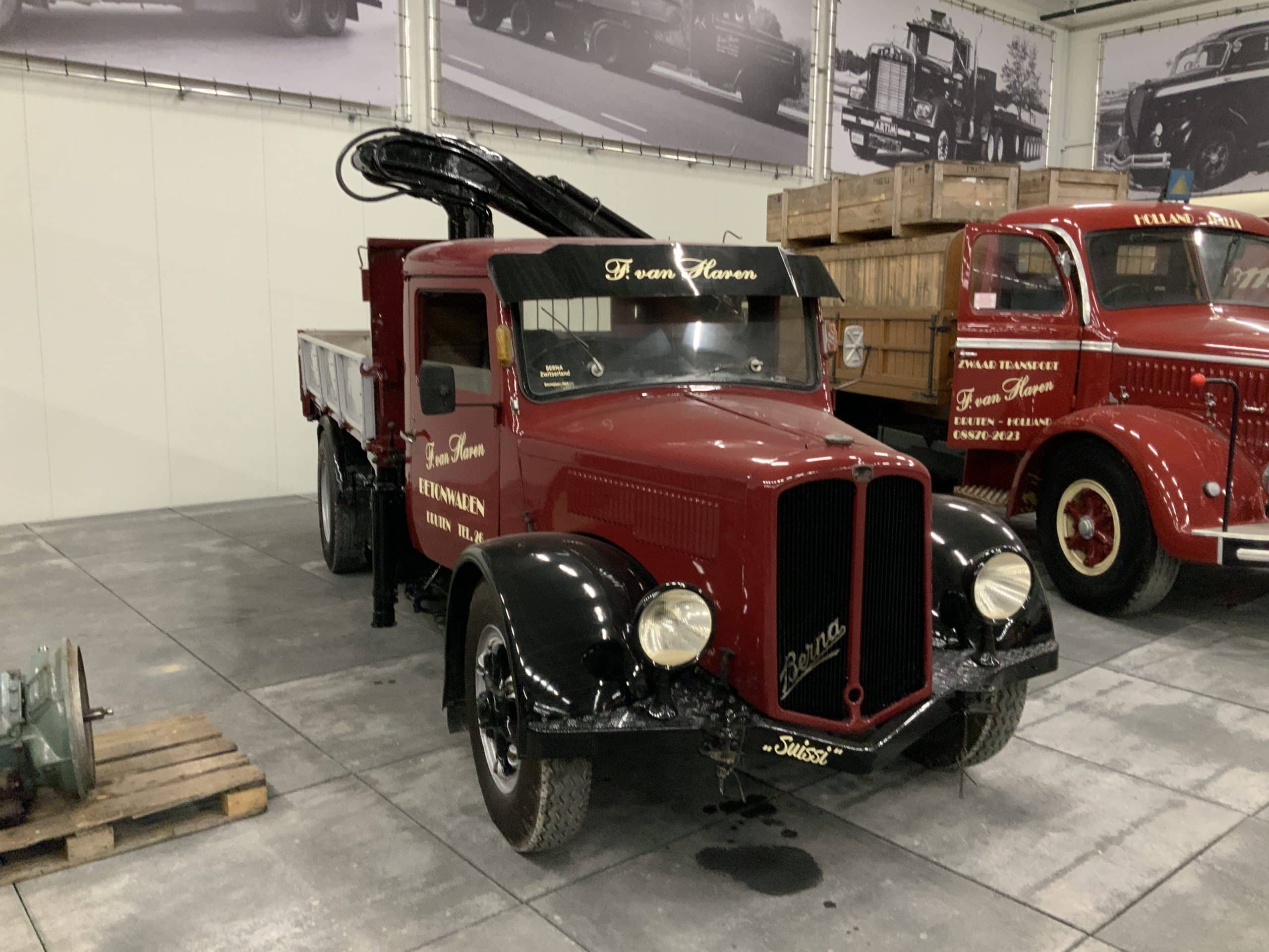 Berna 2504 met open laadbak