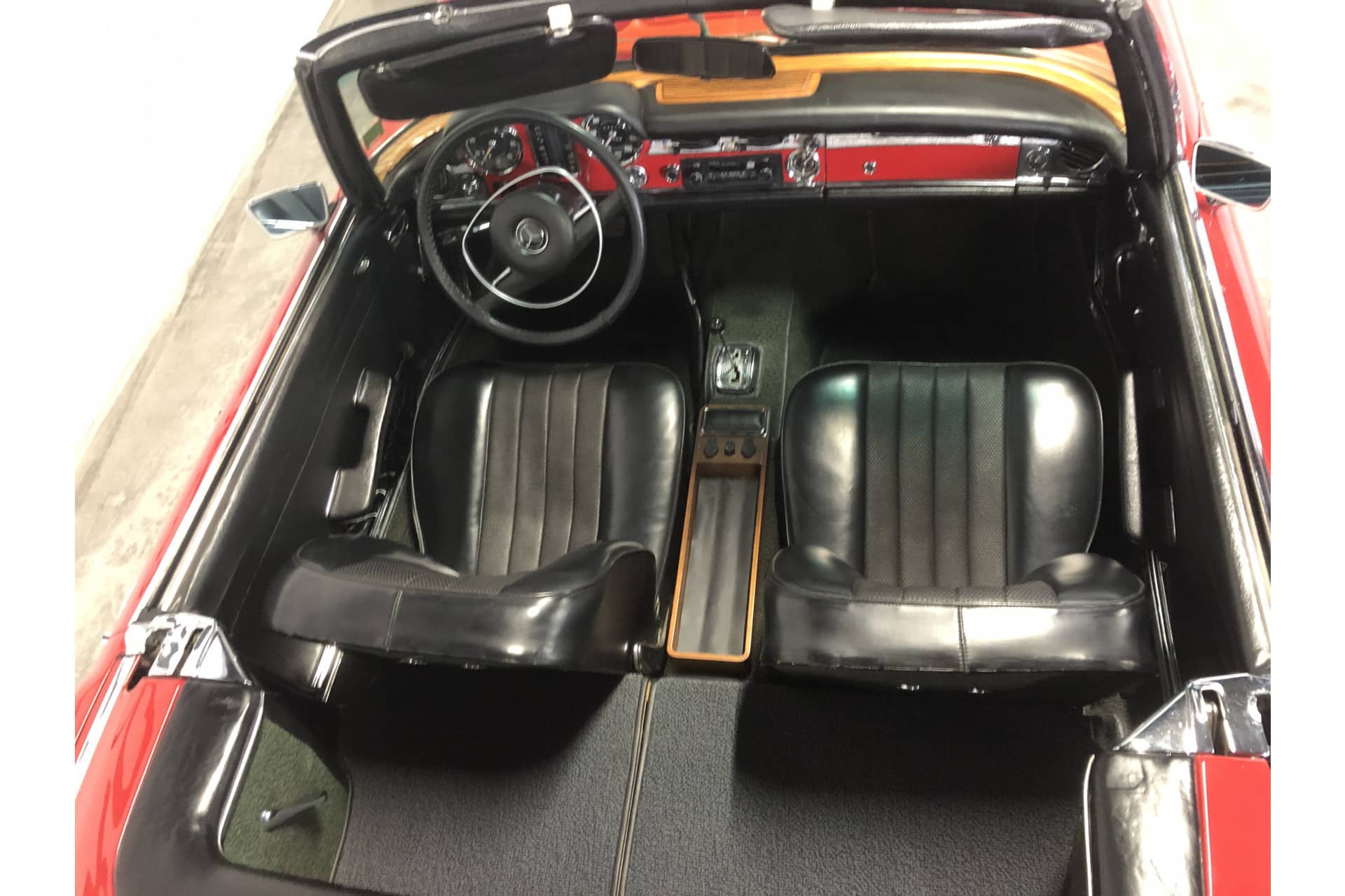Mercedes-Benz 280SL Pagode .1970.