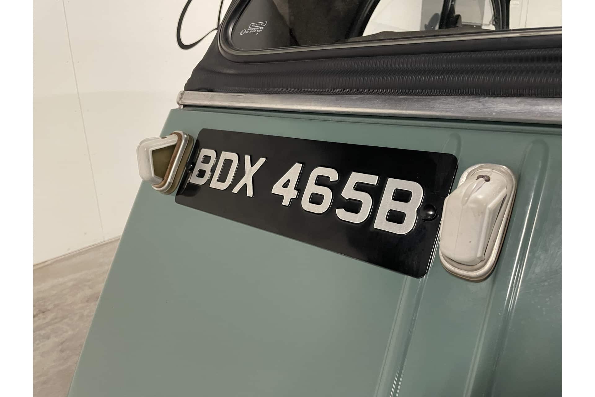 Citroën 2CV Sahara 4x4