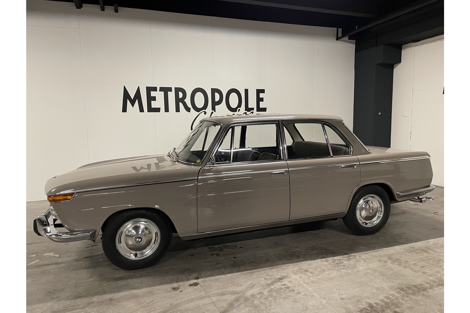 BMW 1800 Sedan
