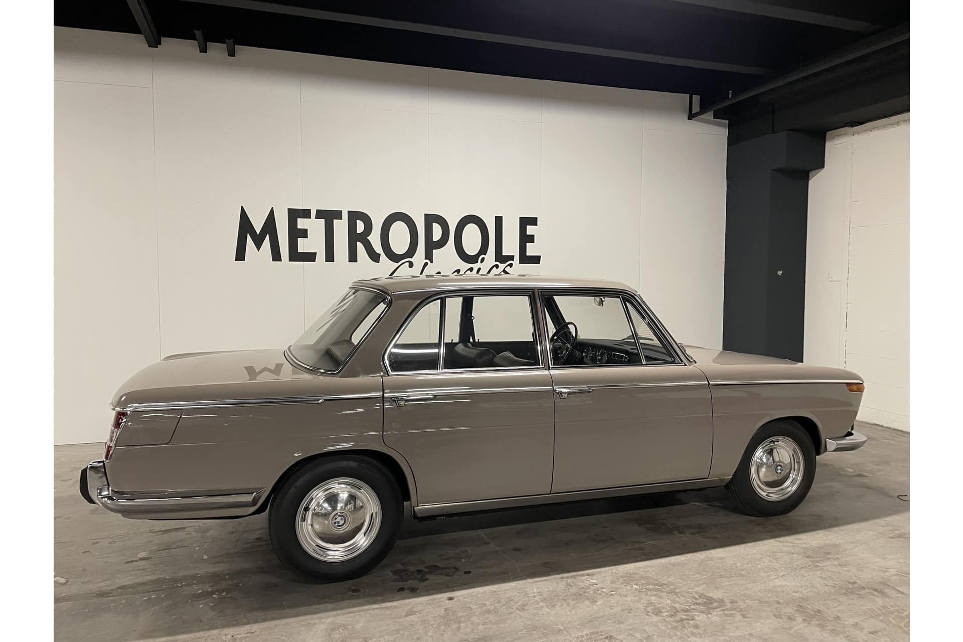 BMW 1800 Sedan