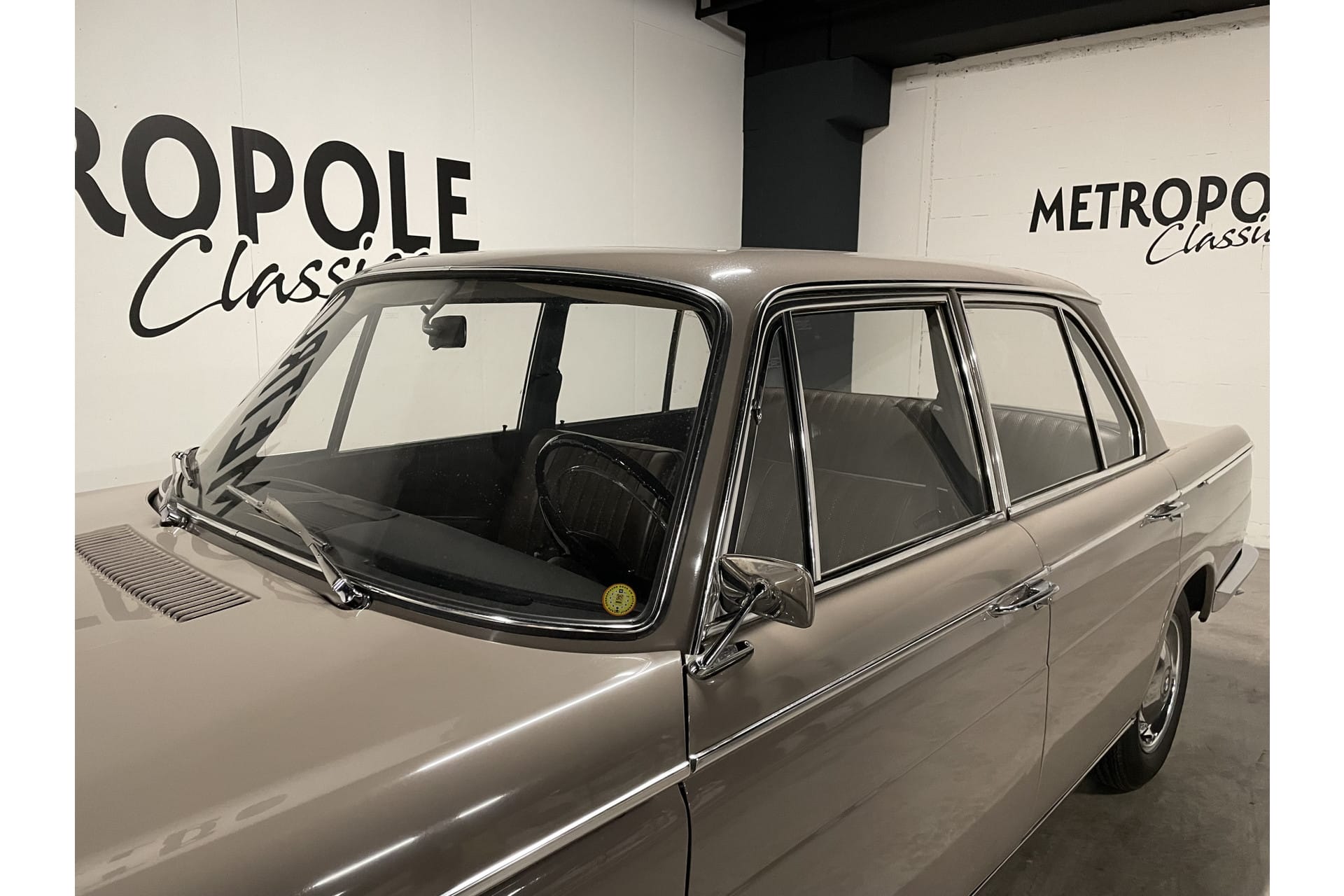 BMW 1800 Sedan