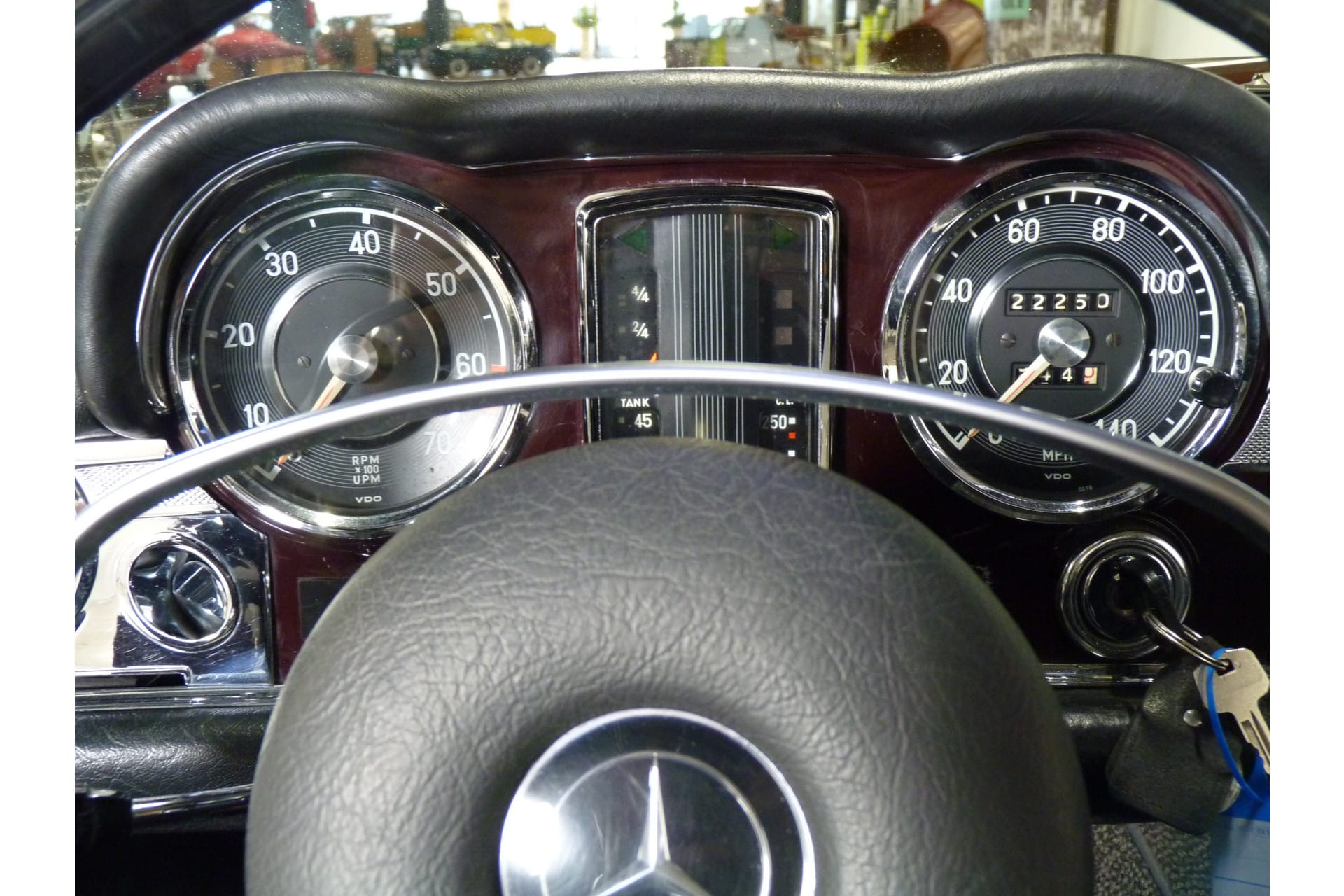 Mercedes Benz 280 SL