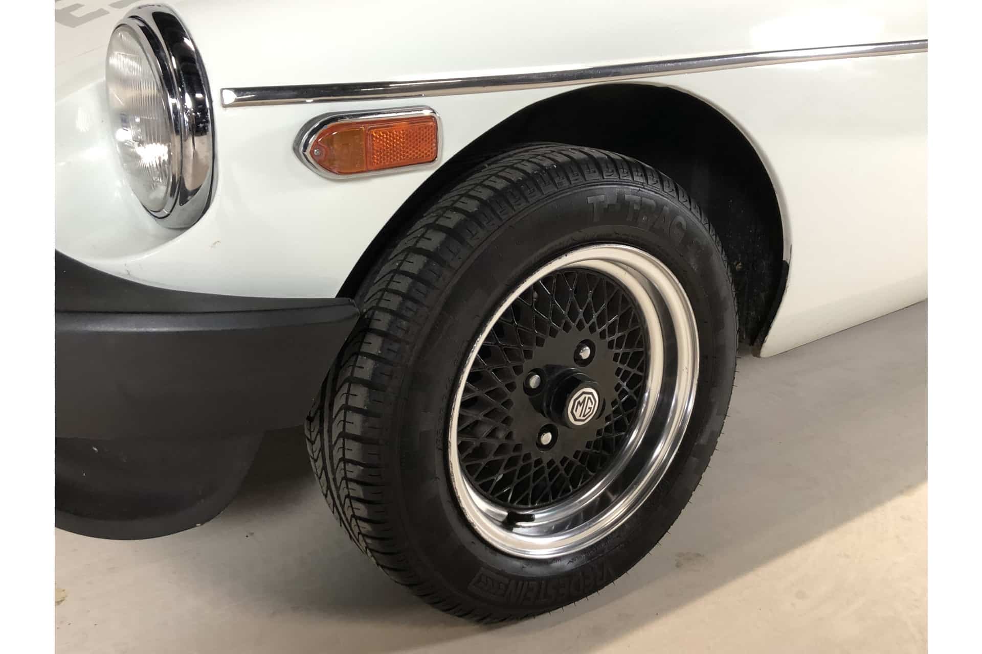 MG B Cabriolet Rubberbumper
