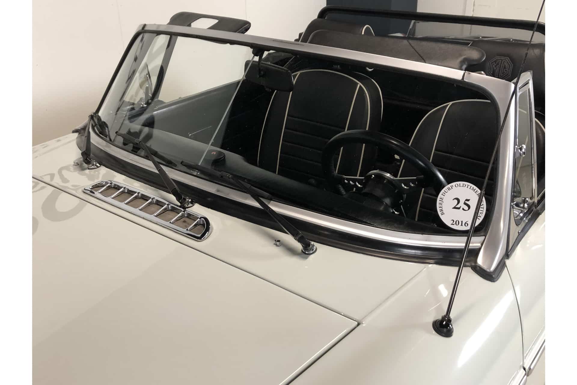 MG B Cabriolet Rubberbumper