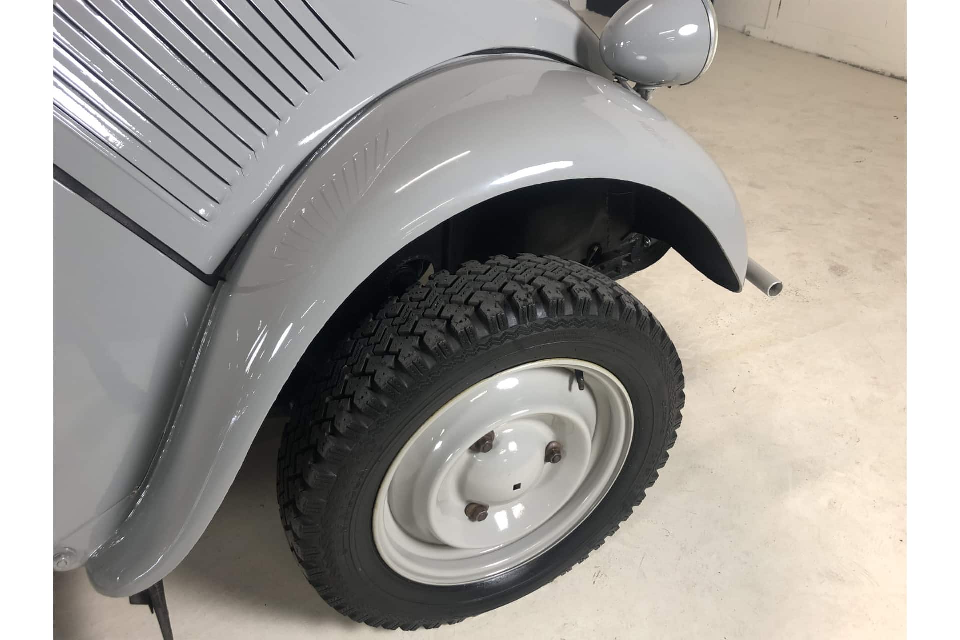 Citroën 2CV Sahara 4x4