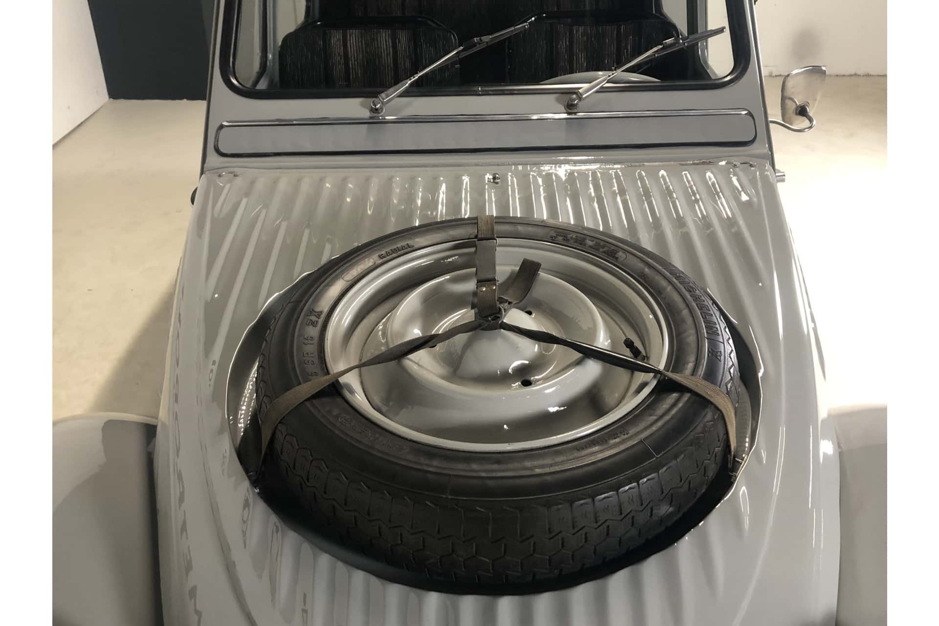 Citroën 2CV Sahara 4x4