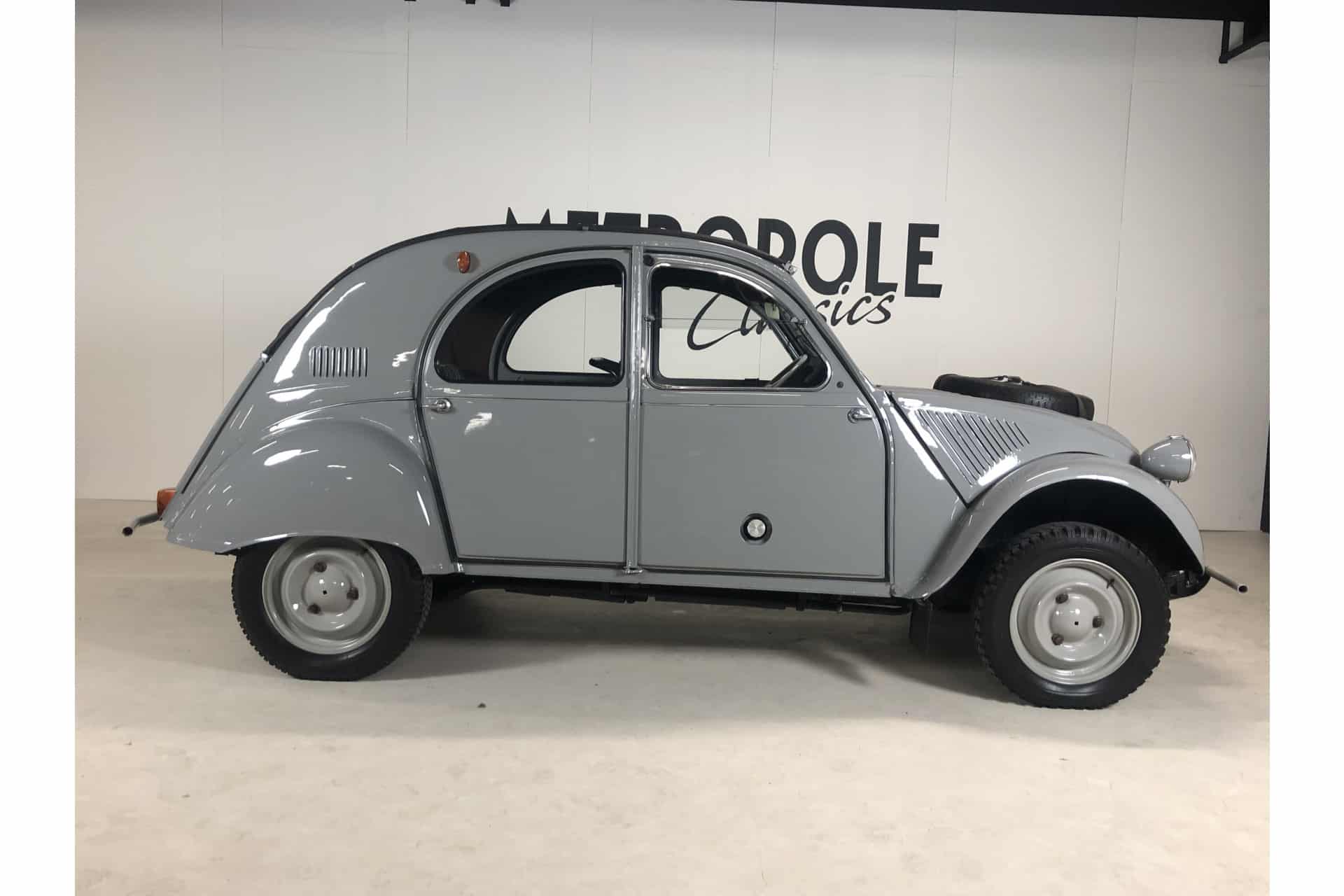 Citroën 2CV Sahara 4x4