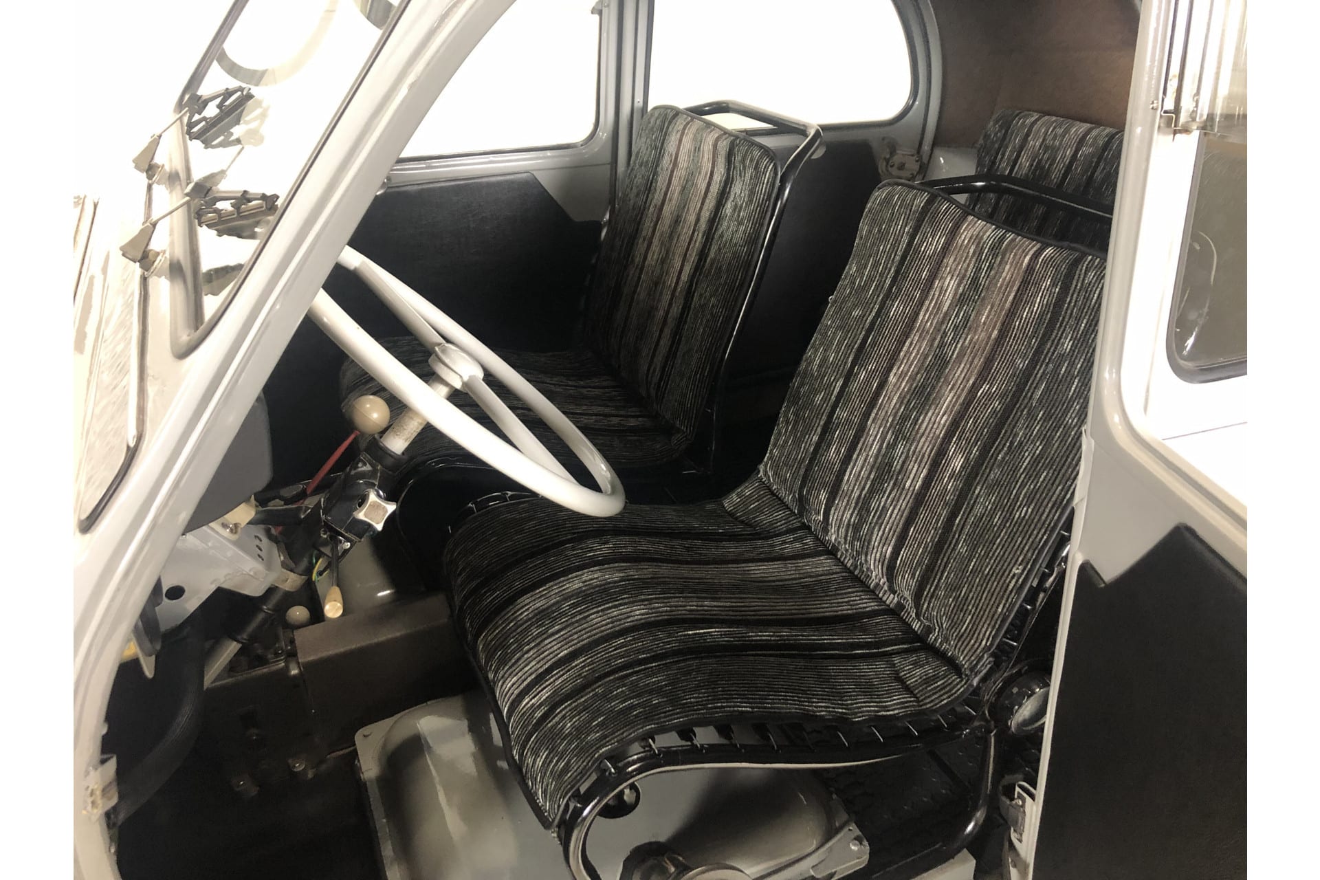 Citroën 2CV Sahara 4x4