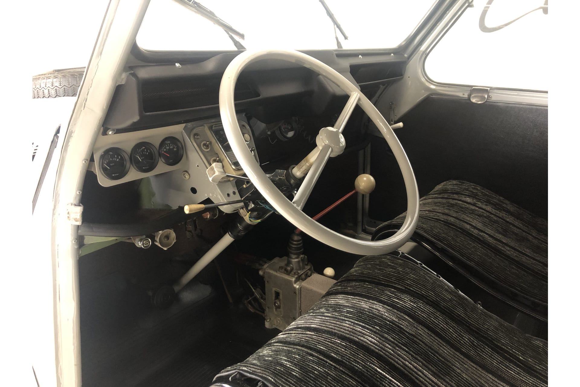 Citroën 2CV Sahara 4x4