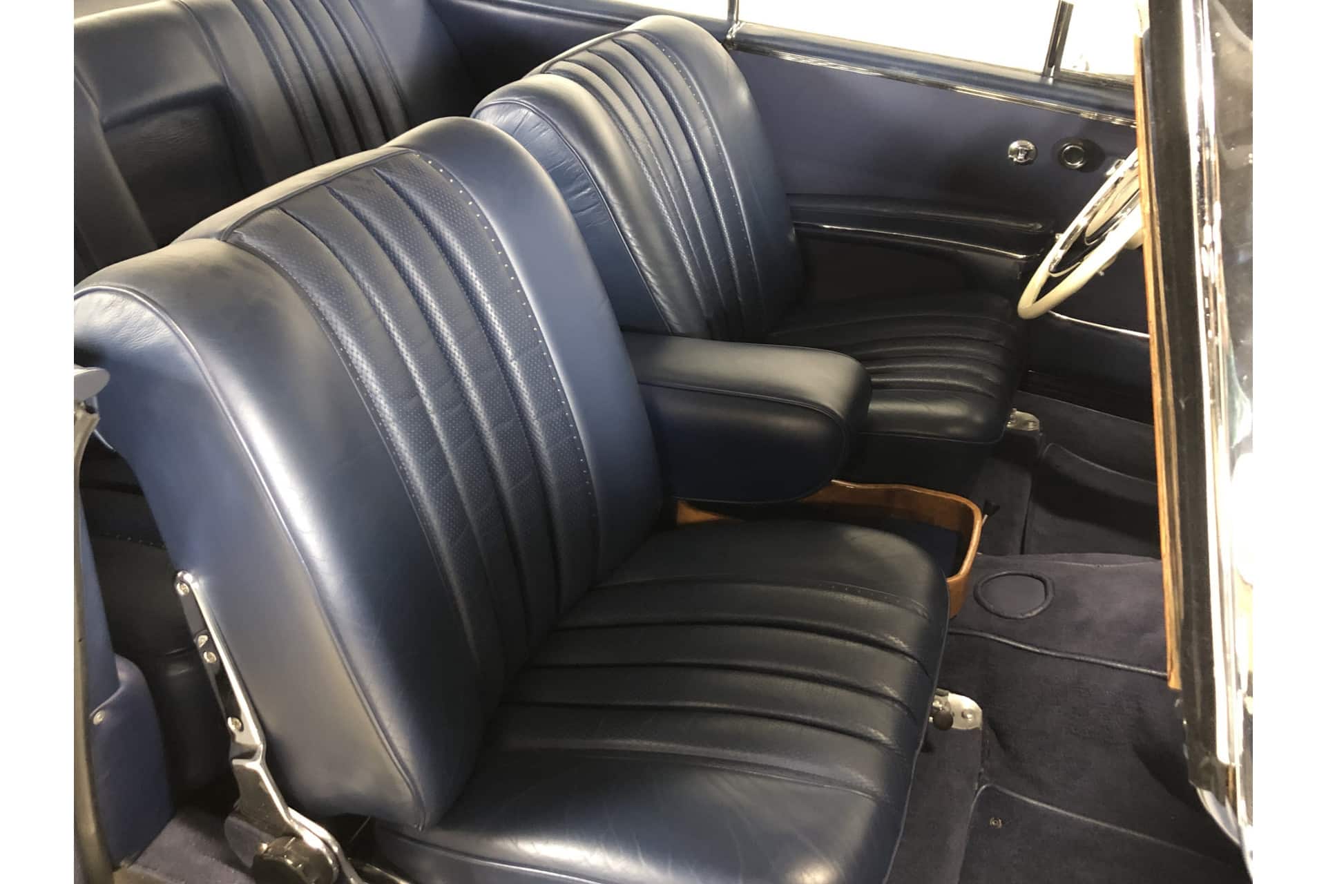Mercedes Benz 300 SE Coupe
