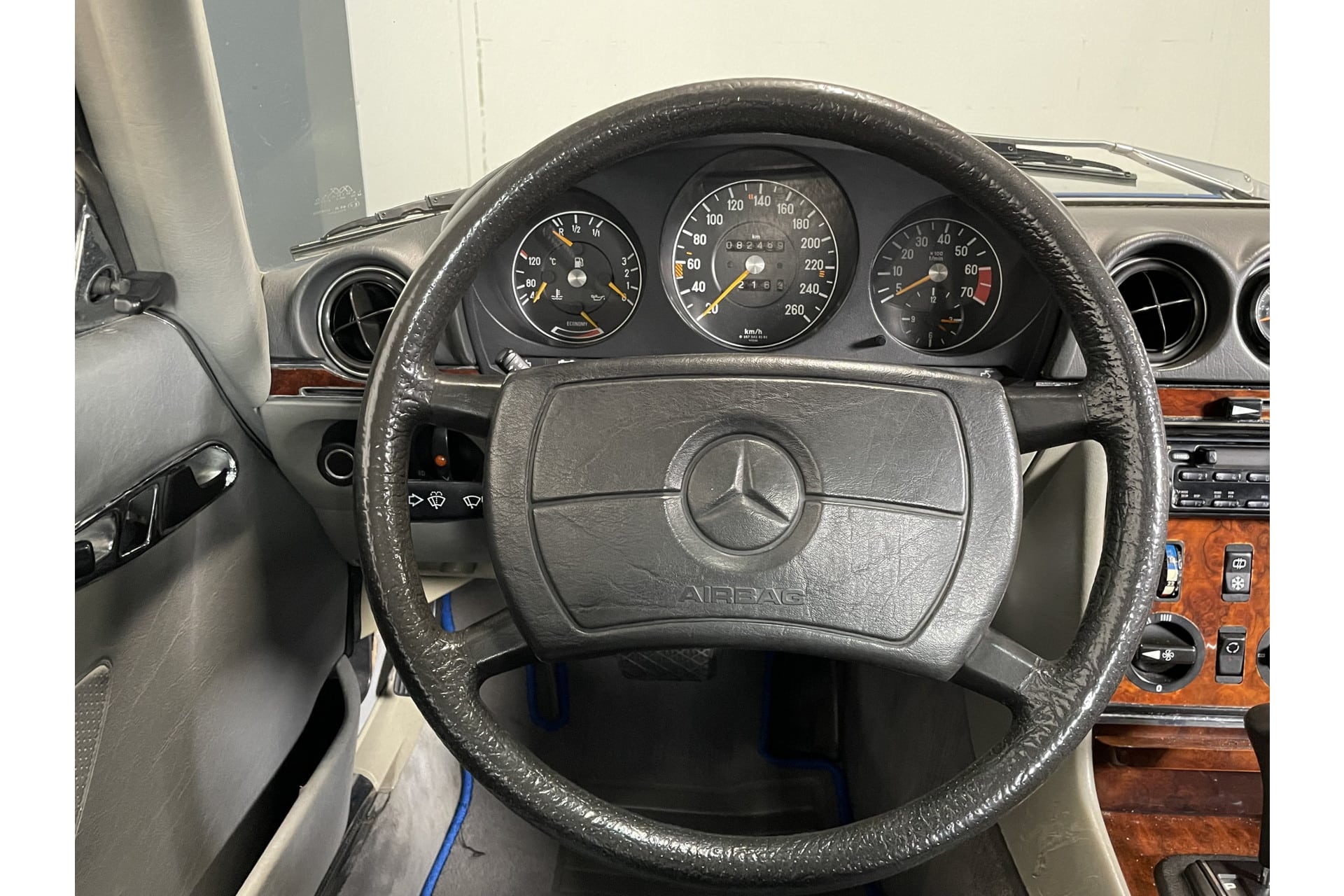 Mercedes-Benz 500 SL