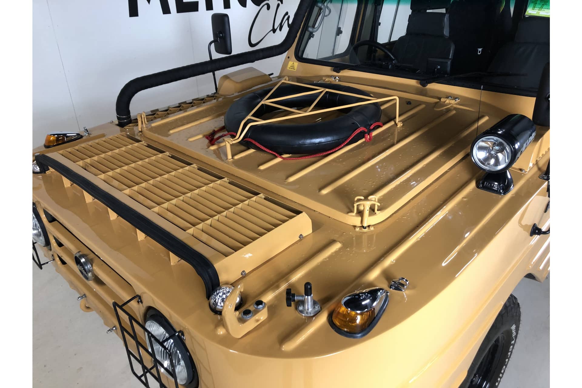 Beijing Automobile Works Ampi Jeep