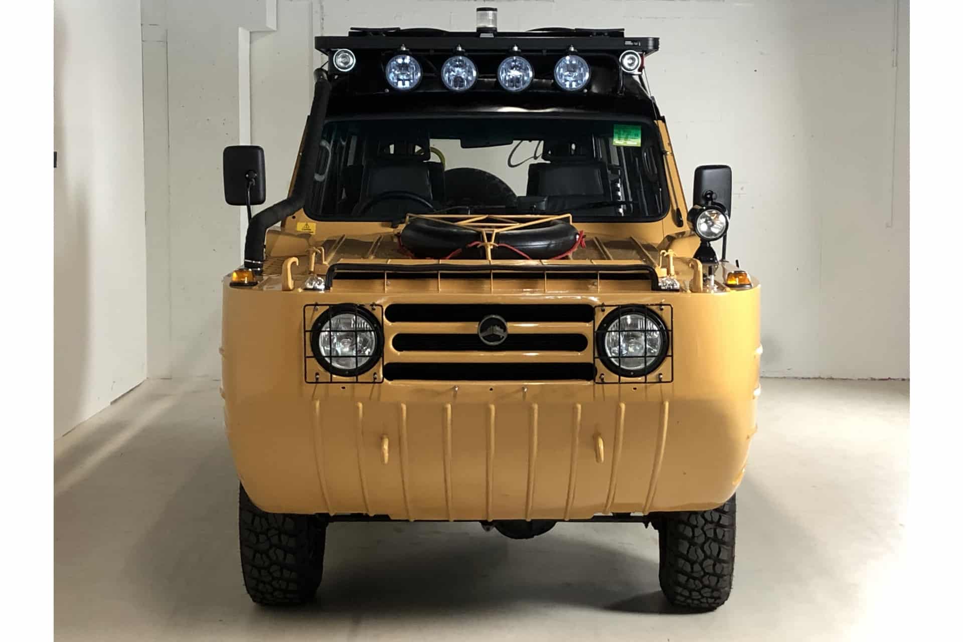 Beijing Automobile Works Ampi Jeep