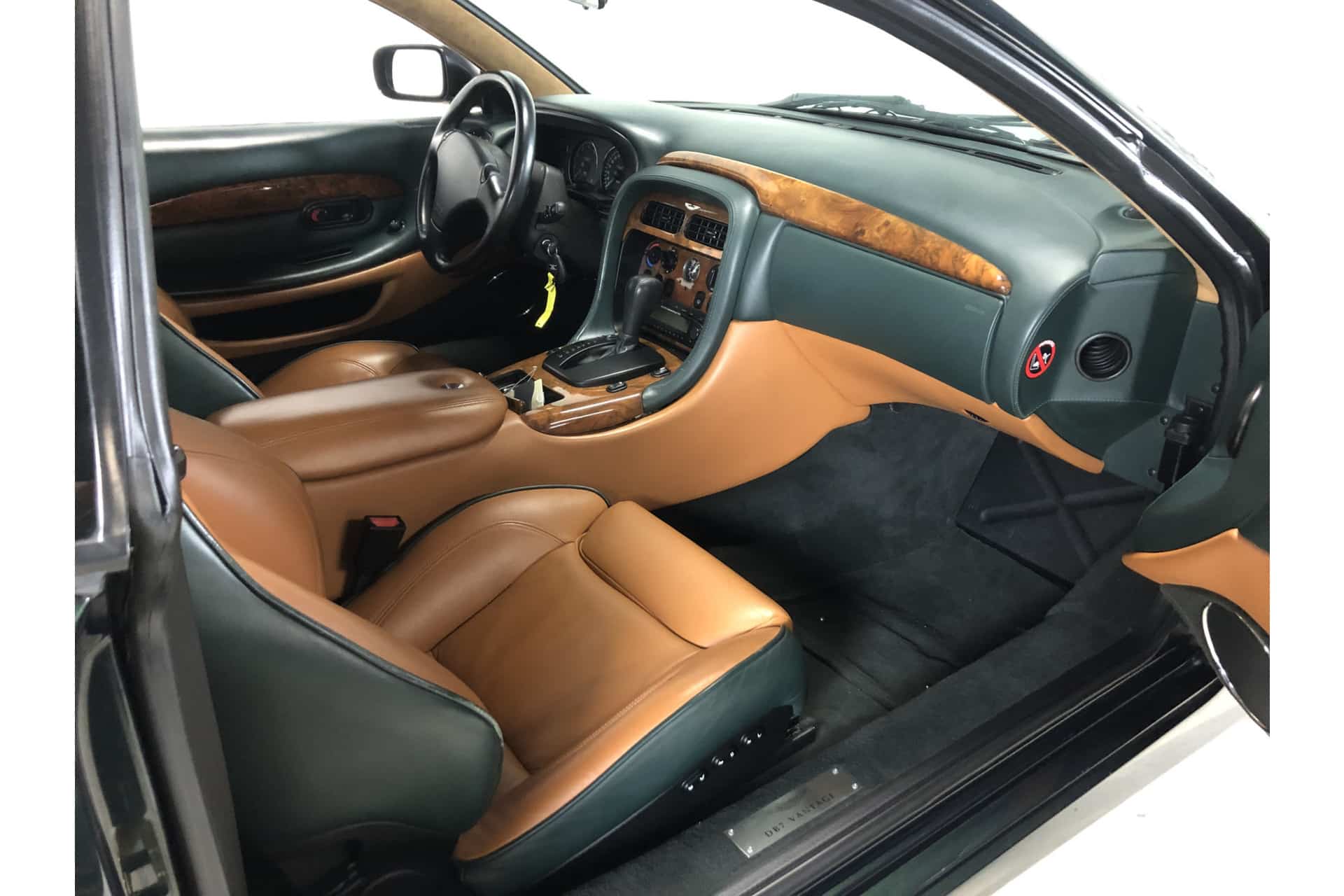Aston Martin DB7 Vantage V12