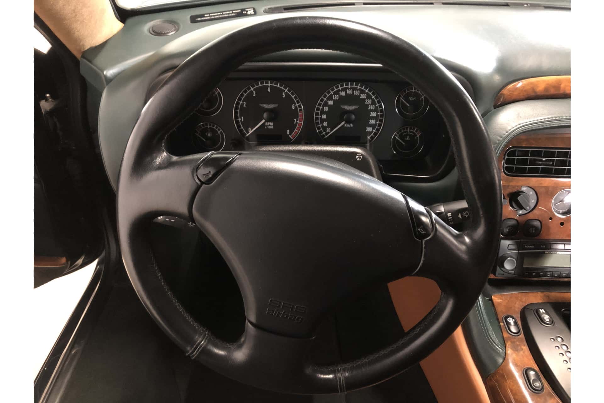 Aston Martin DB7 Vantage V12