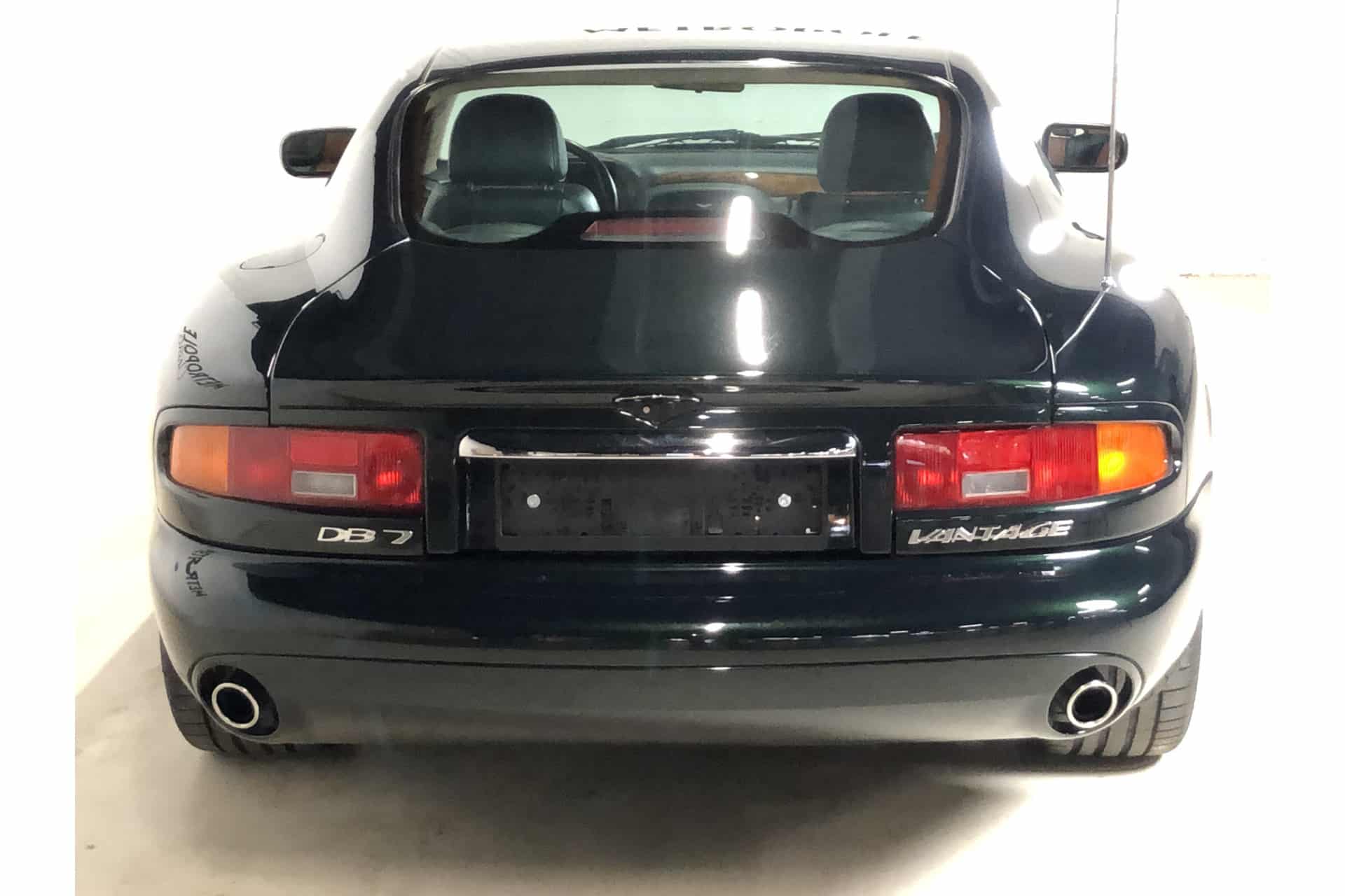 Aston Martin DB7 Vantage V12