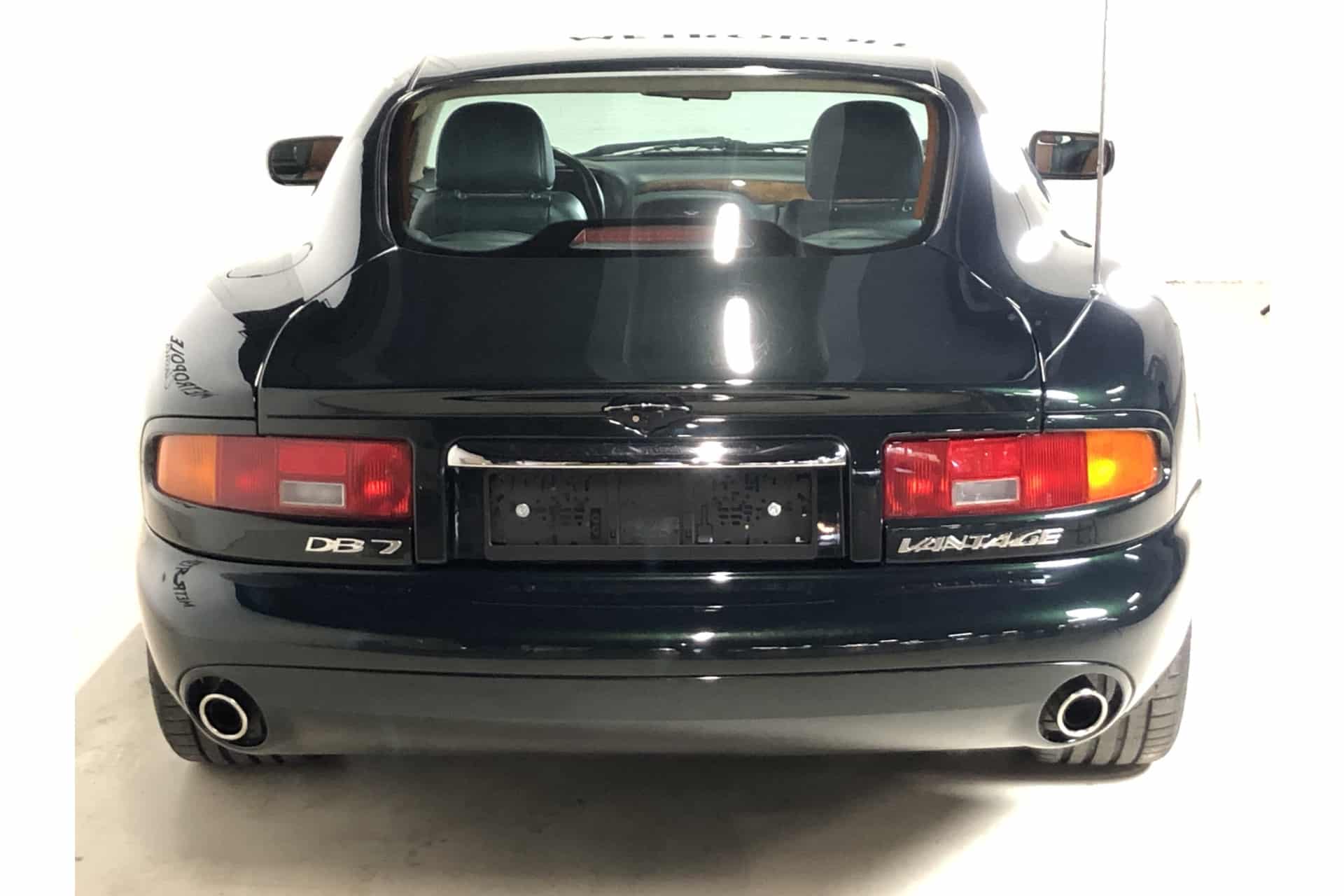 Aston Martin DB7 Vantage V12
