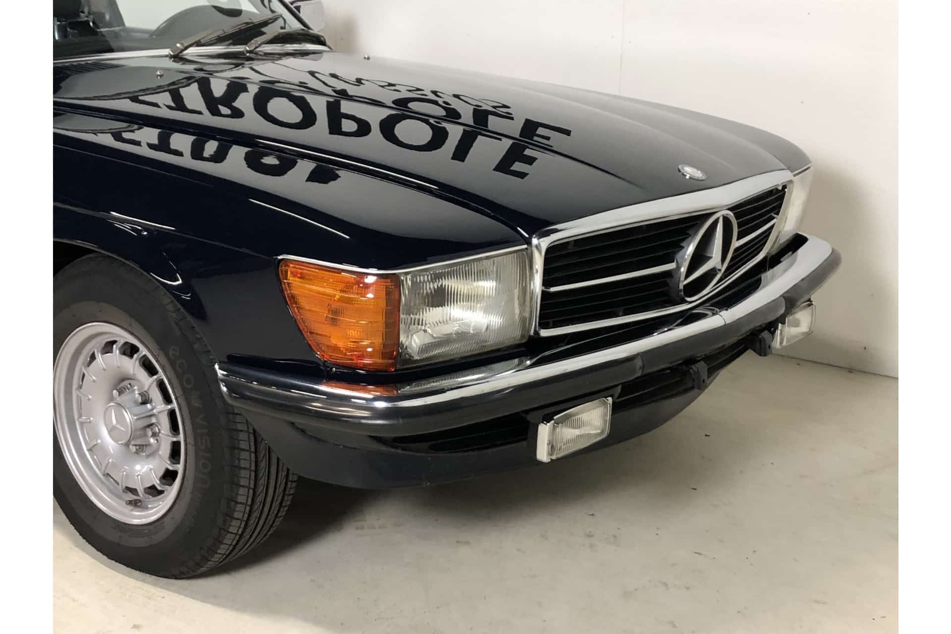 Mercedes-Benz 380 SL