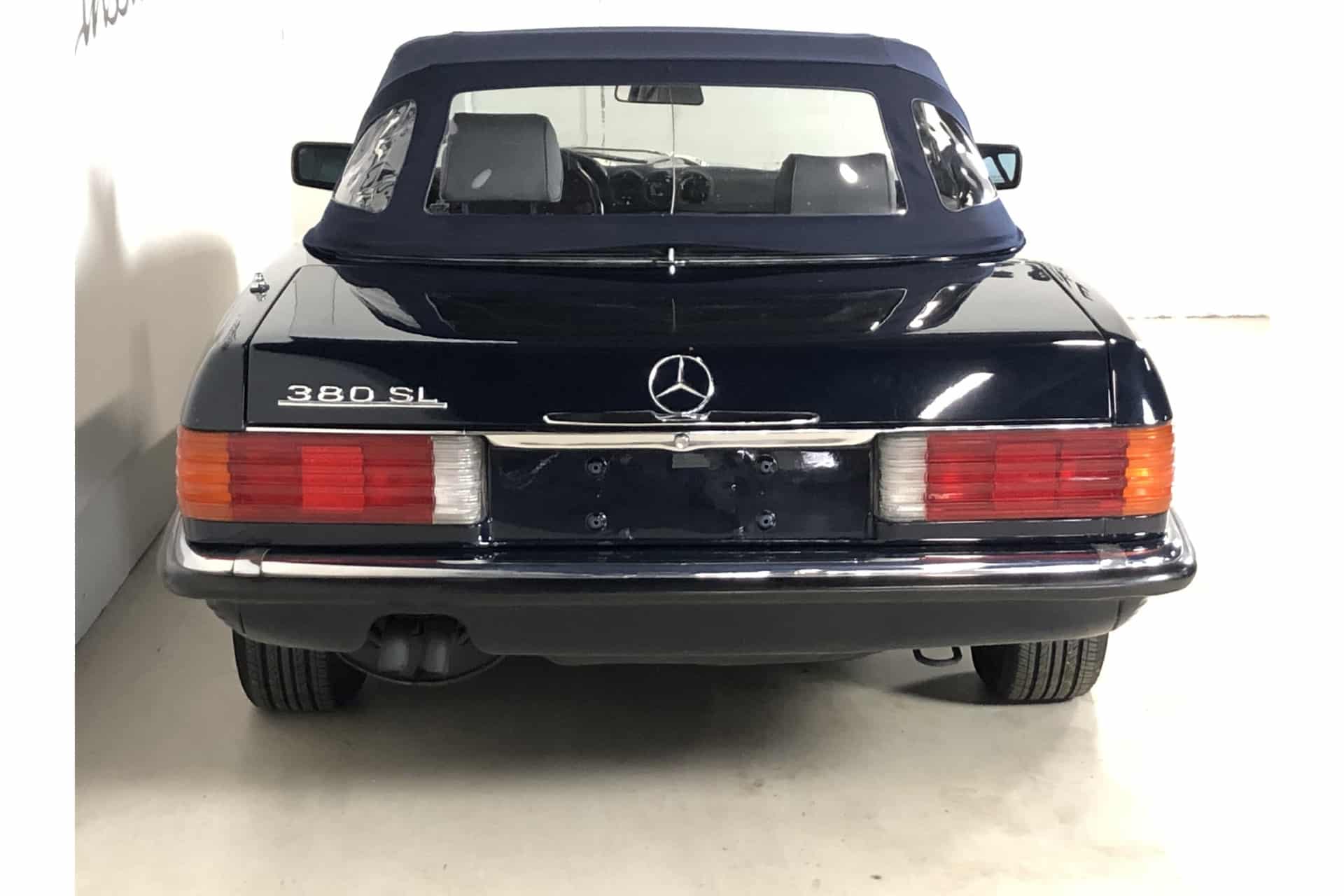Mercedes-Benz 380 SL