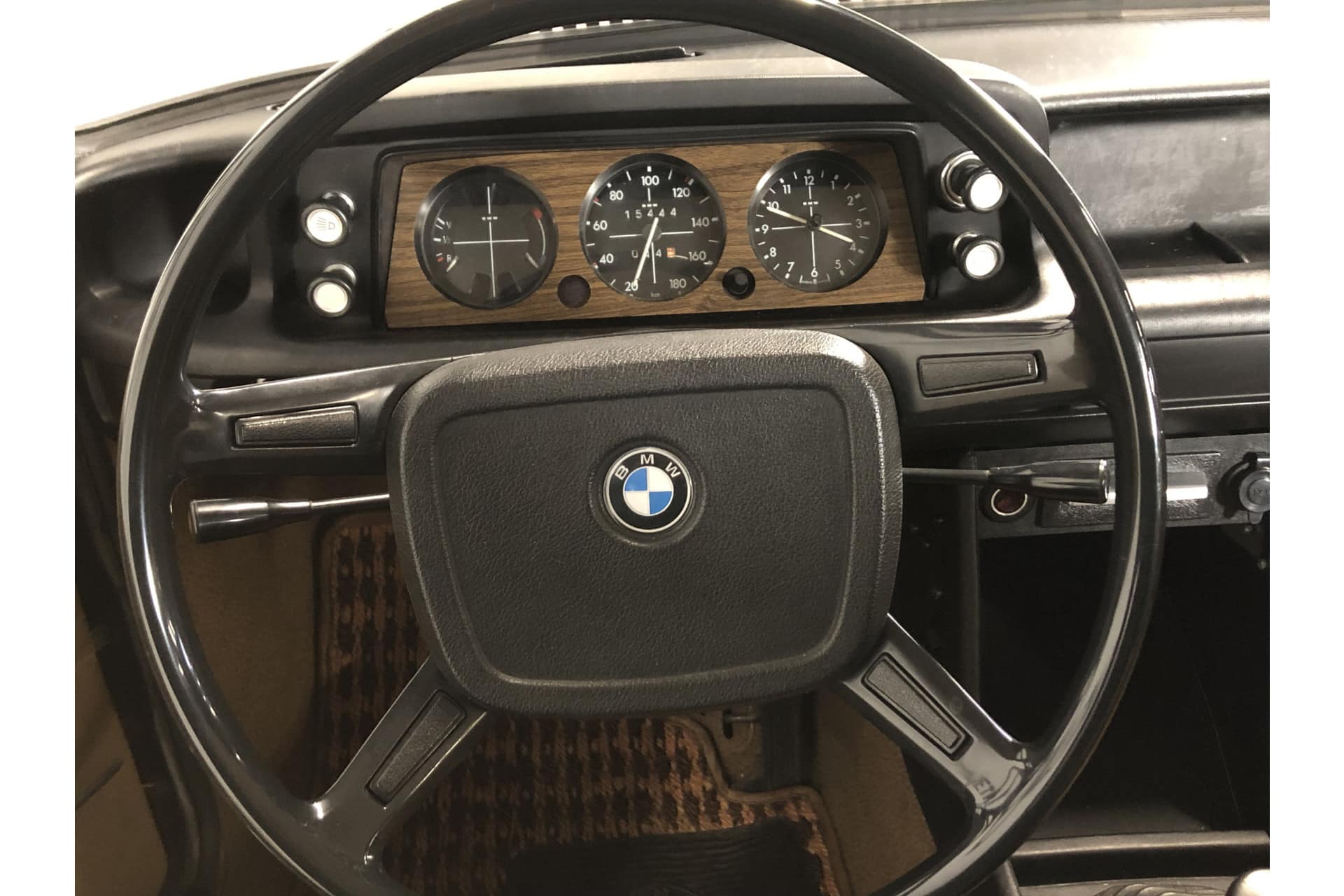 BMW 1602