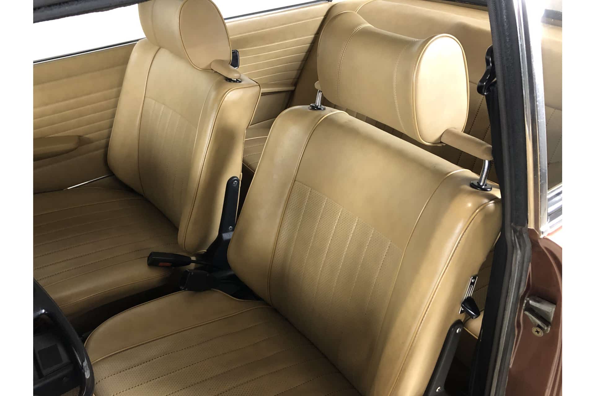 BMW 1602