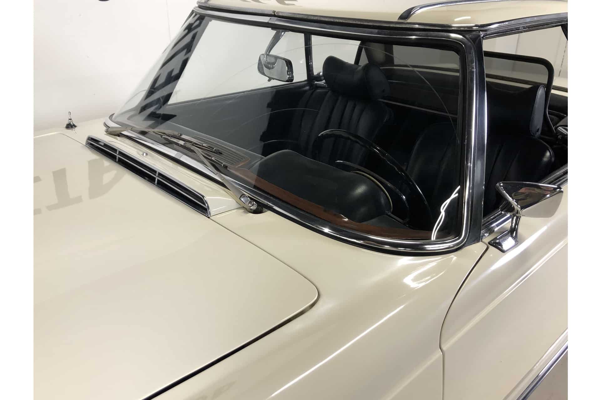 Mercedes-Benz 280