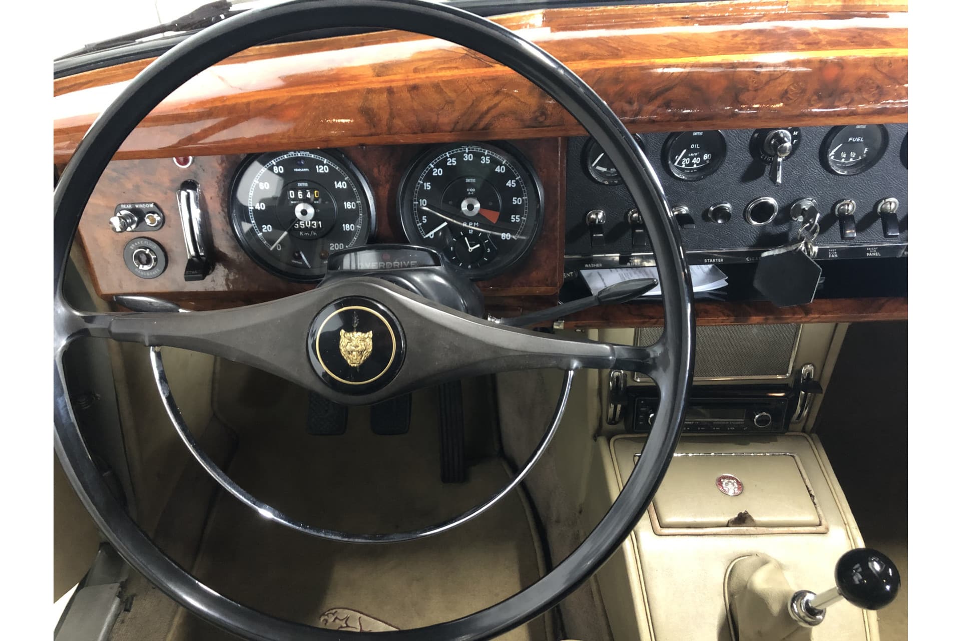 Jaguar MK II 240