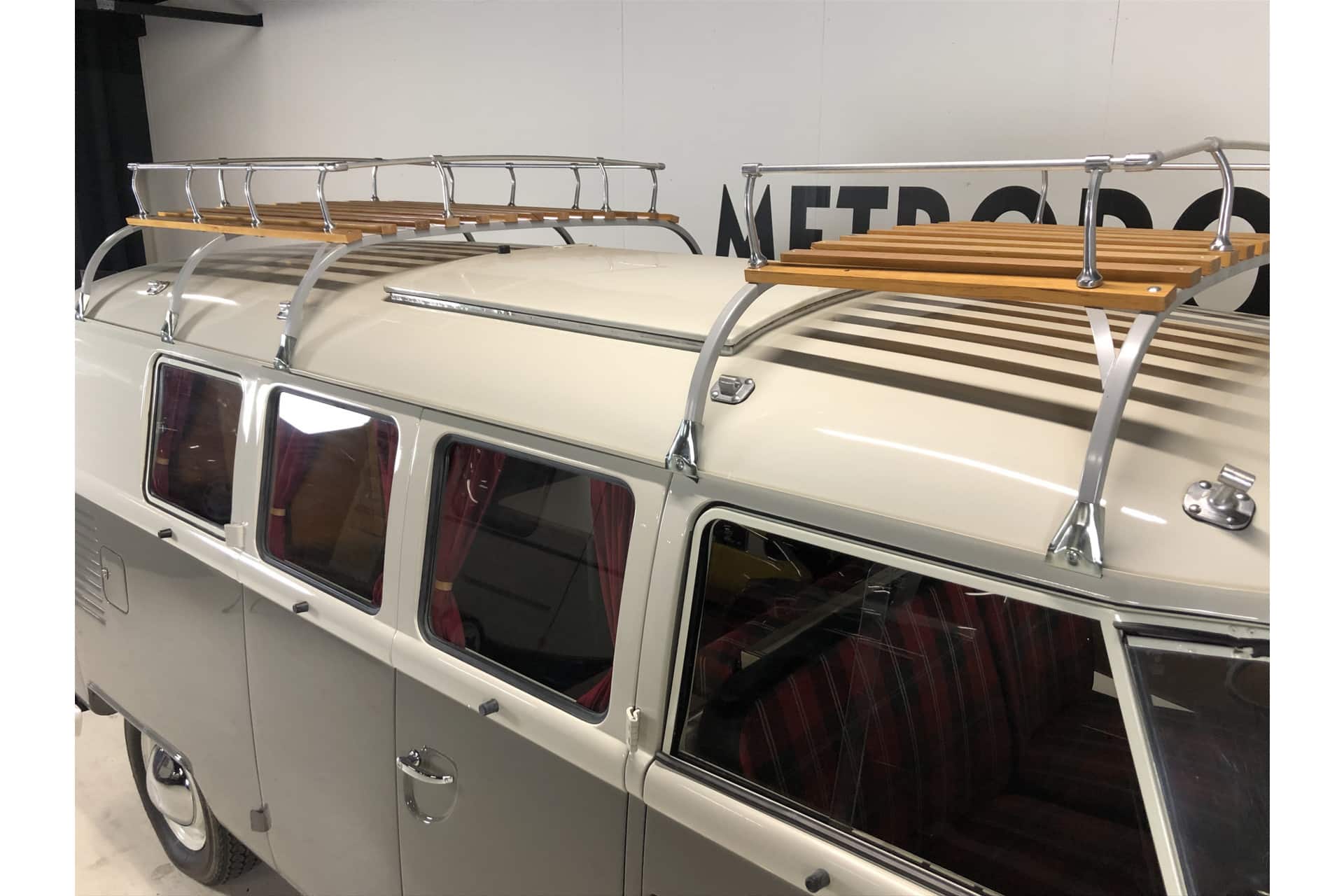 Volkswagen T1 Camper 23-33