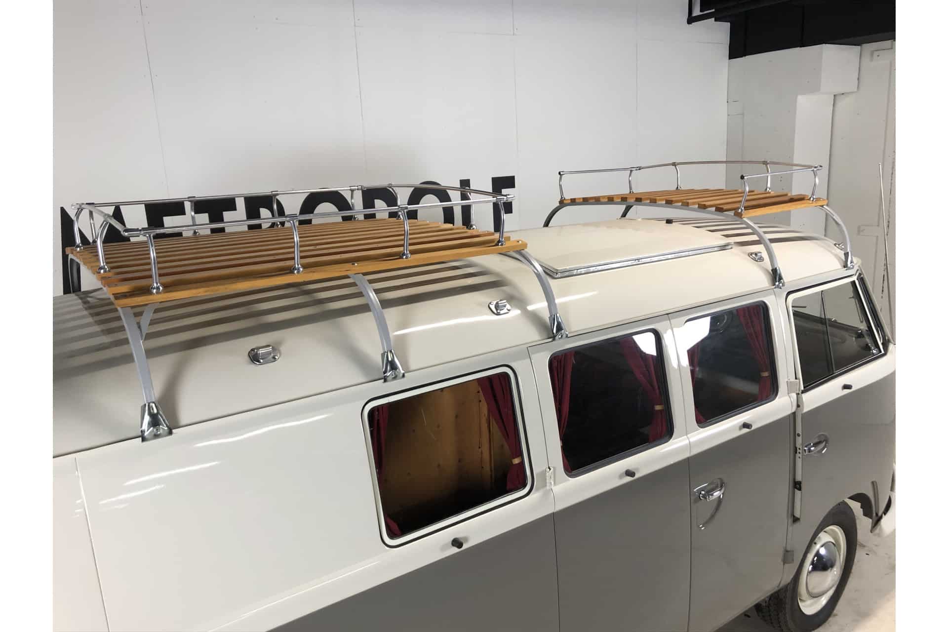 Volkswagen T1 Camper 23-33