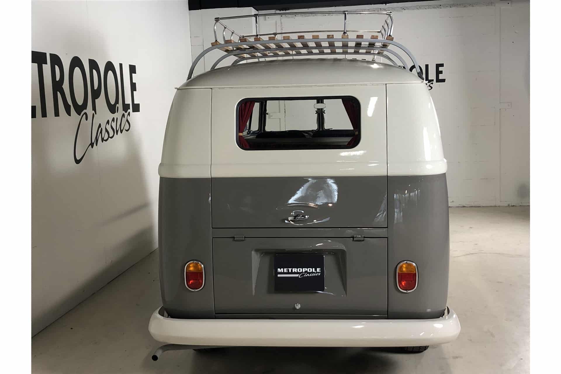 Volkswagen T1 Camper 23-33