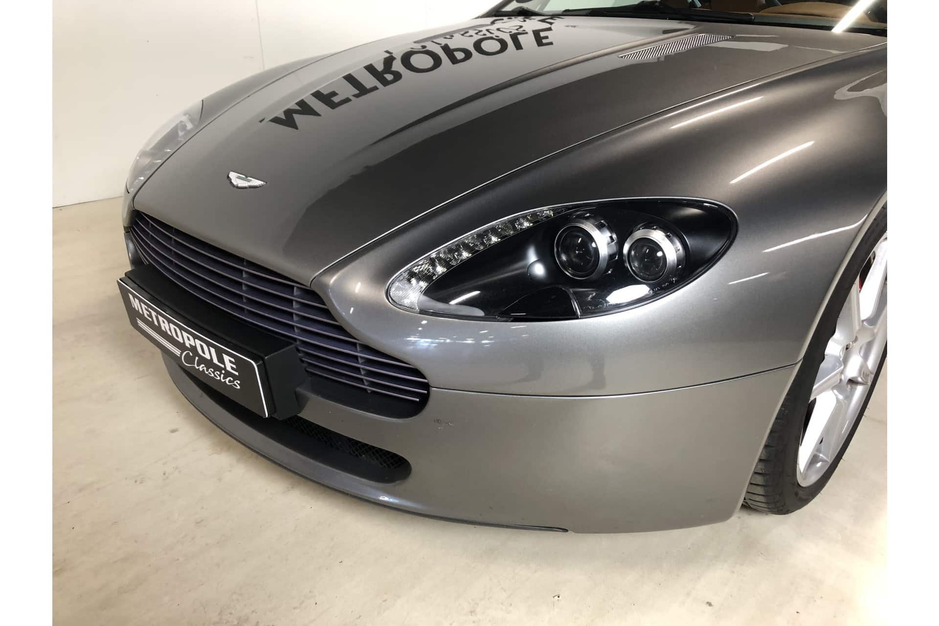 Aston Martin Coupe