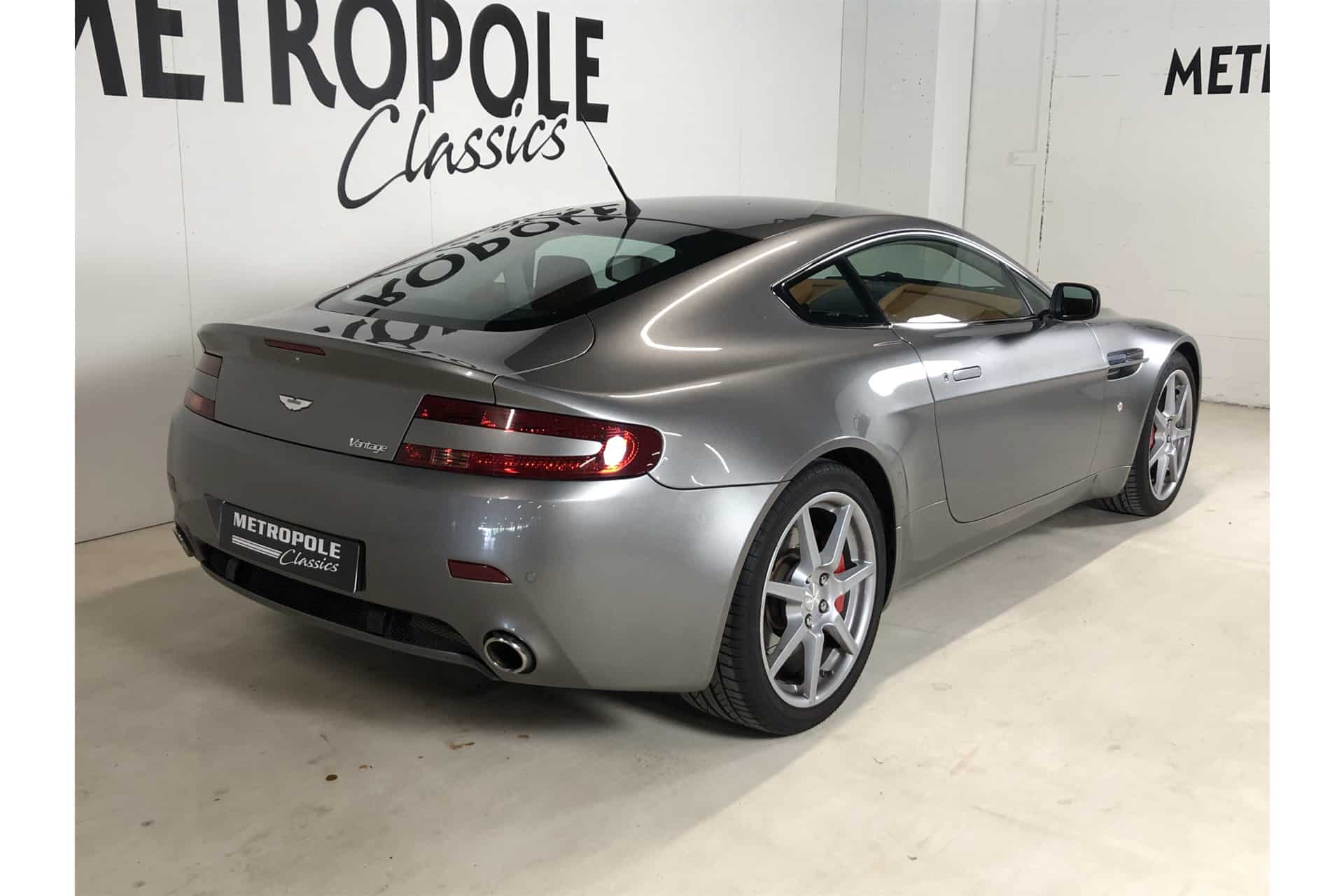 Aston Martin Coupe