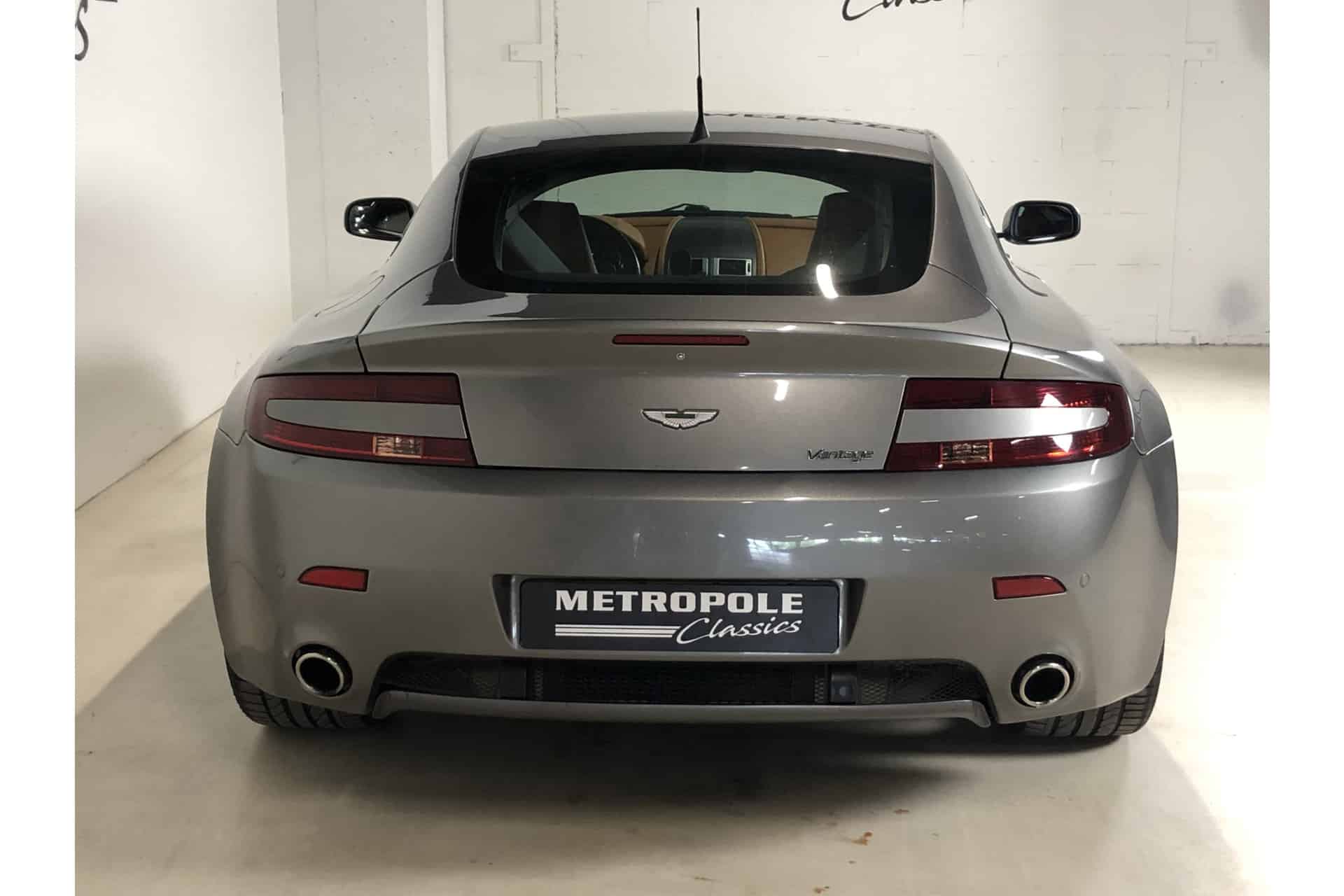 Aston Martin Coupe