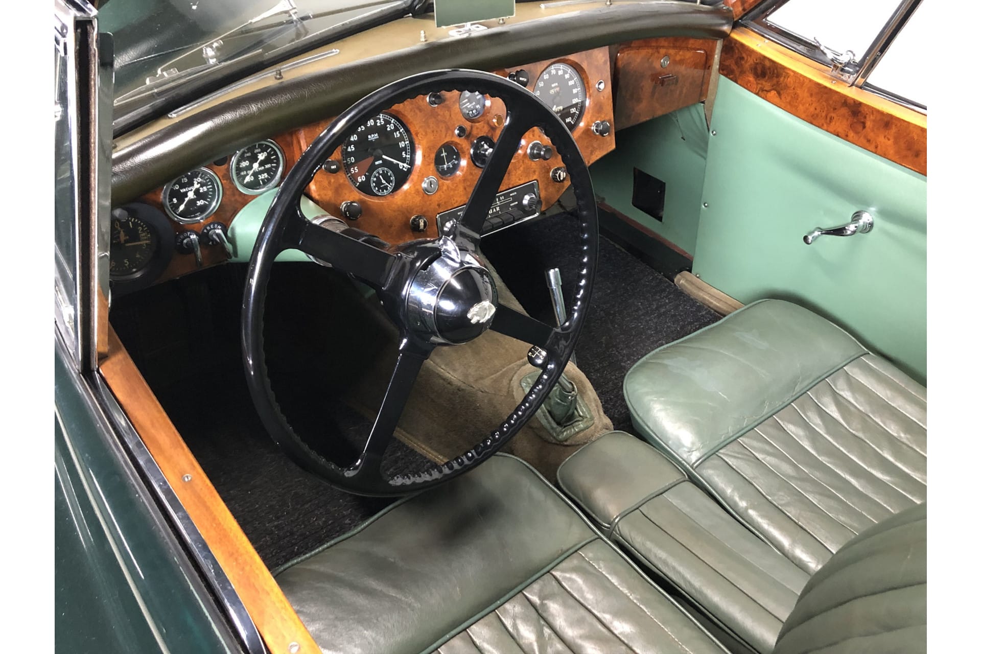 Jaguar XK 120