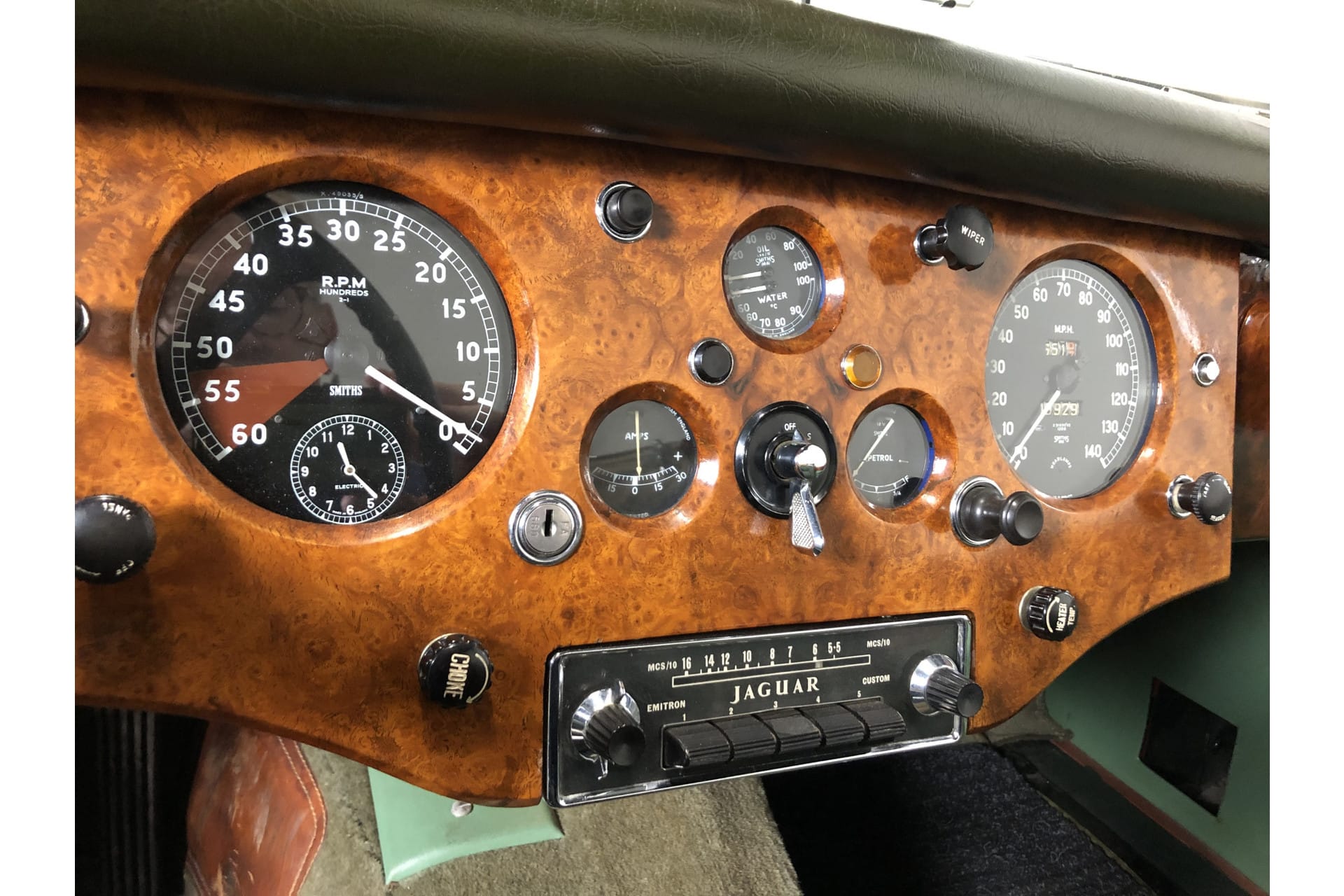 Jaguar XK 120