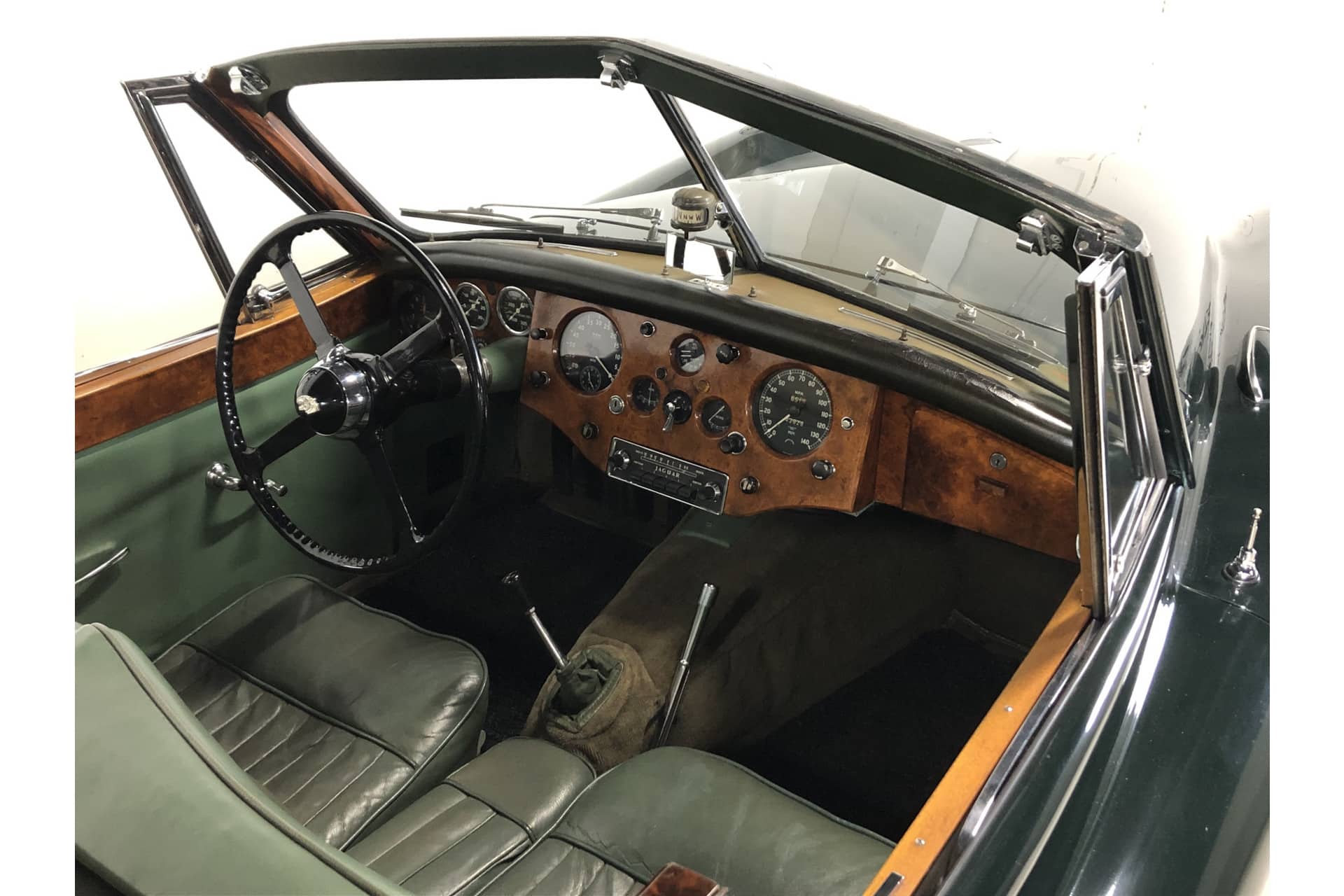 Jaguar XK 120