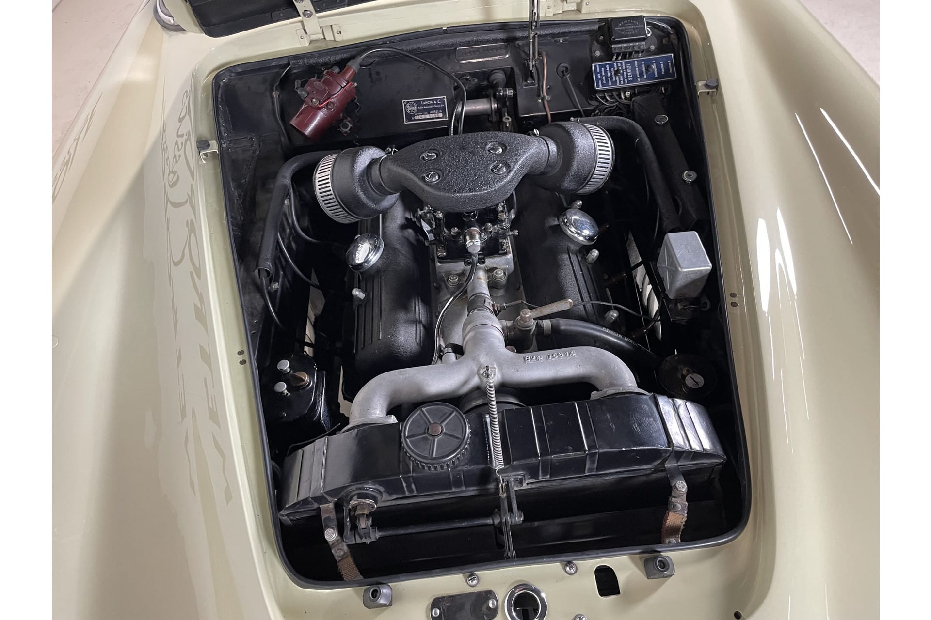 Lancia B24 Spider