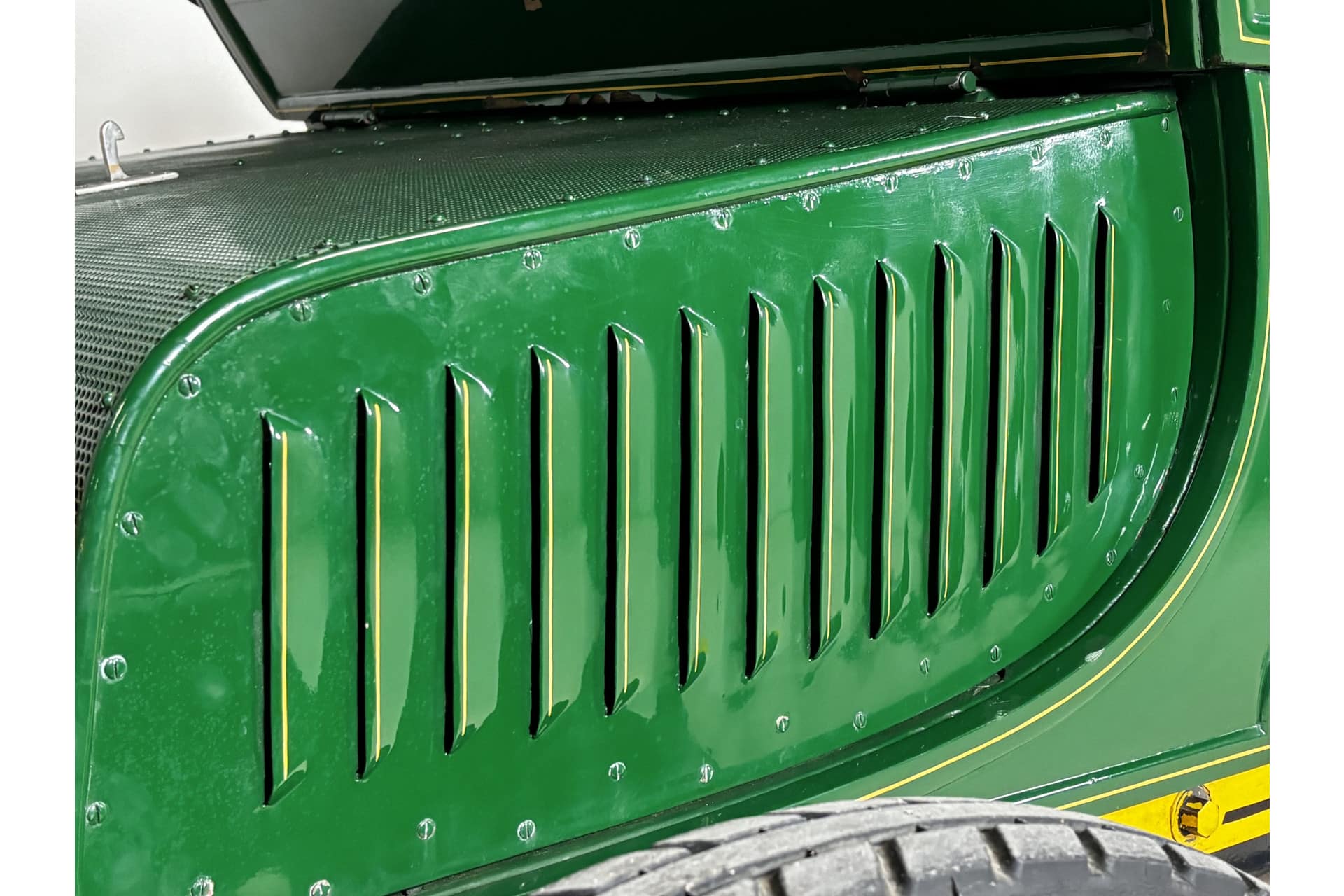 Gasmobile 9HP Three-Cylinder