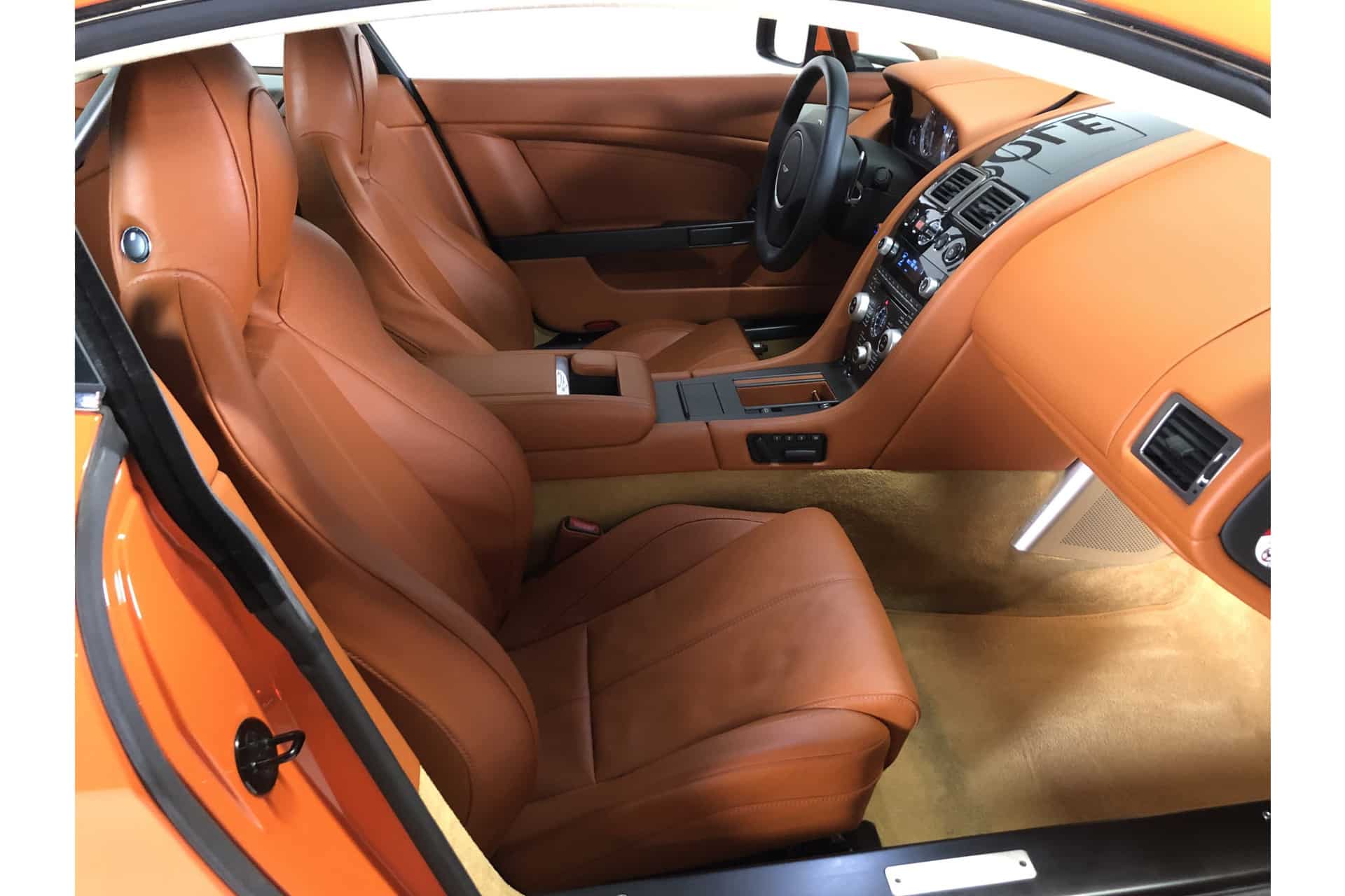 Aston Martin V8 Vantage Coupe
