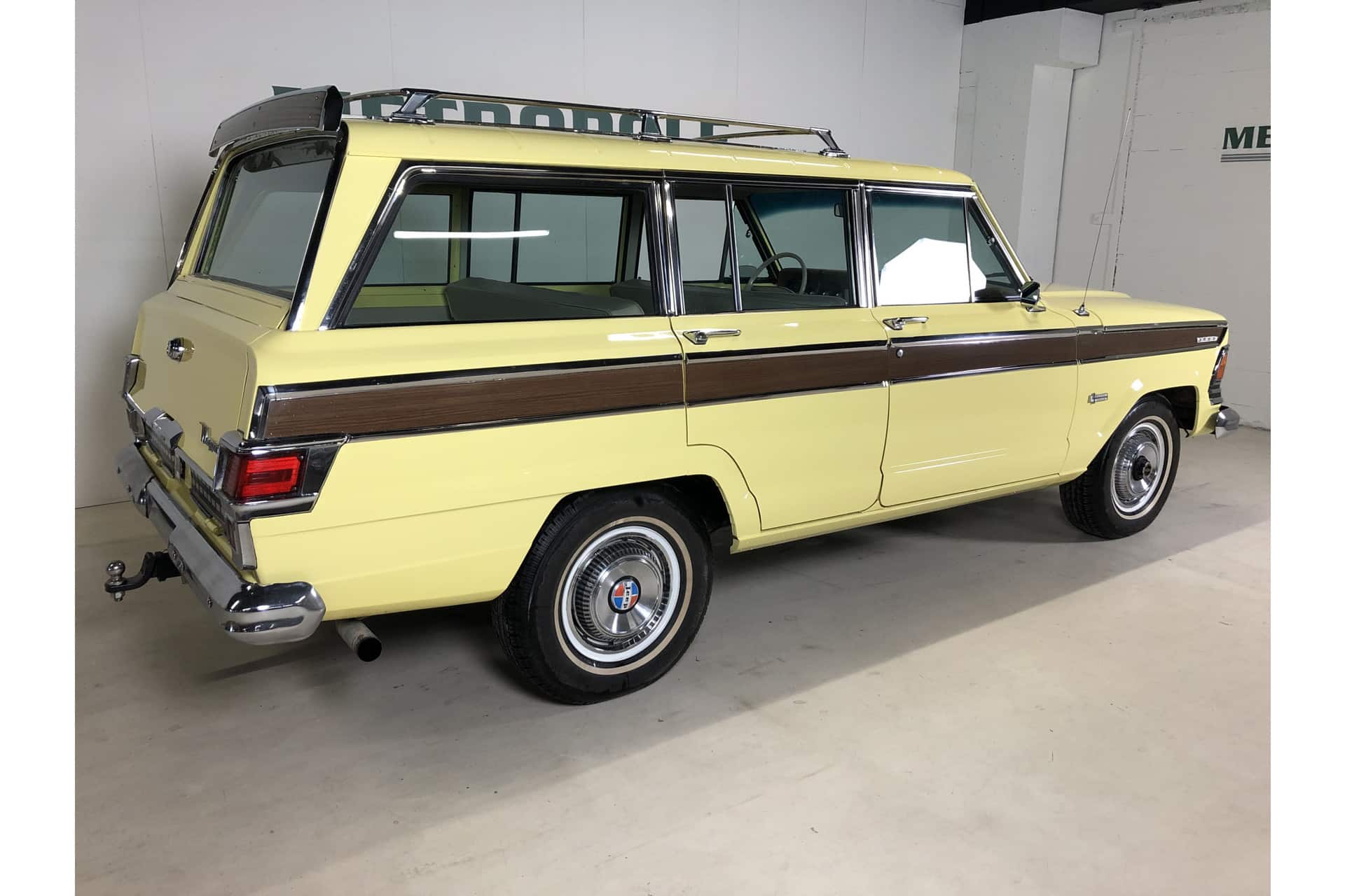 Jeep Station Wagon