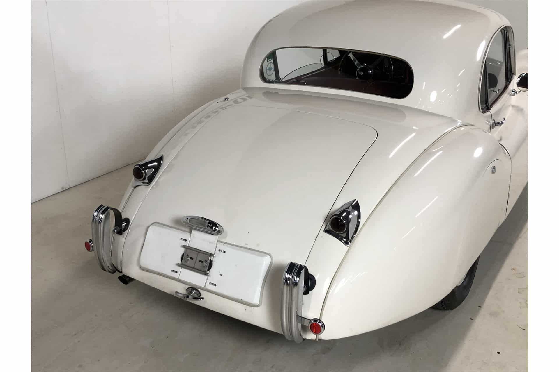 Jaguar XK120 Fixed Head Coupe