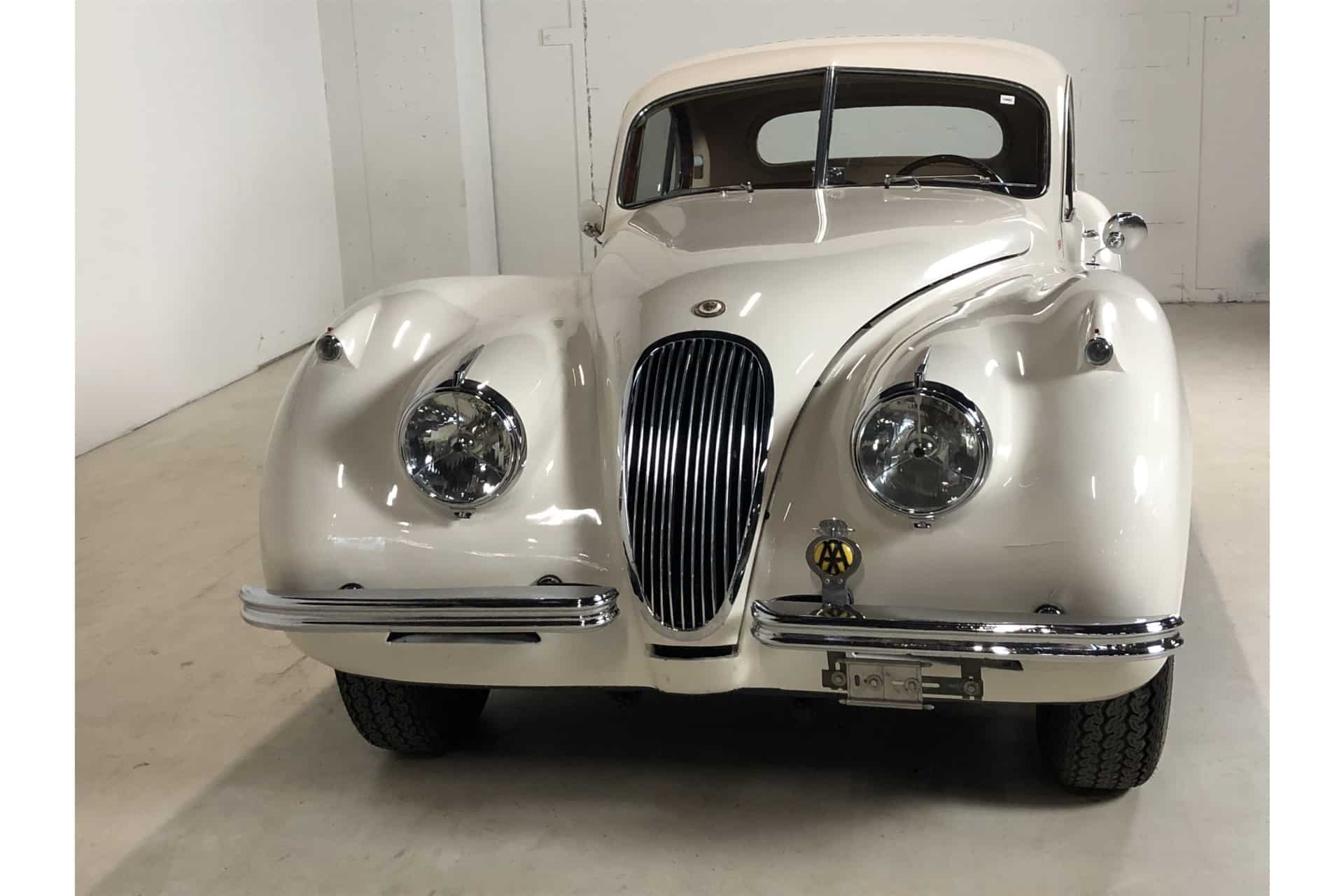Jaguar XK120 Fixed Head Coupe