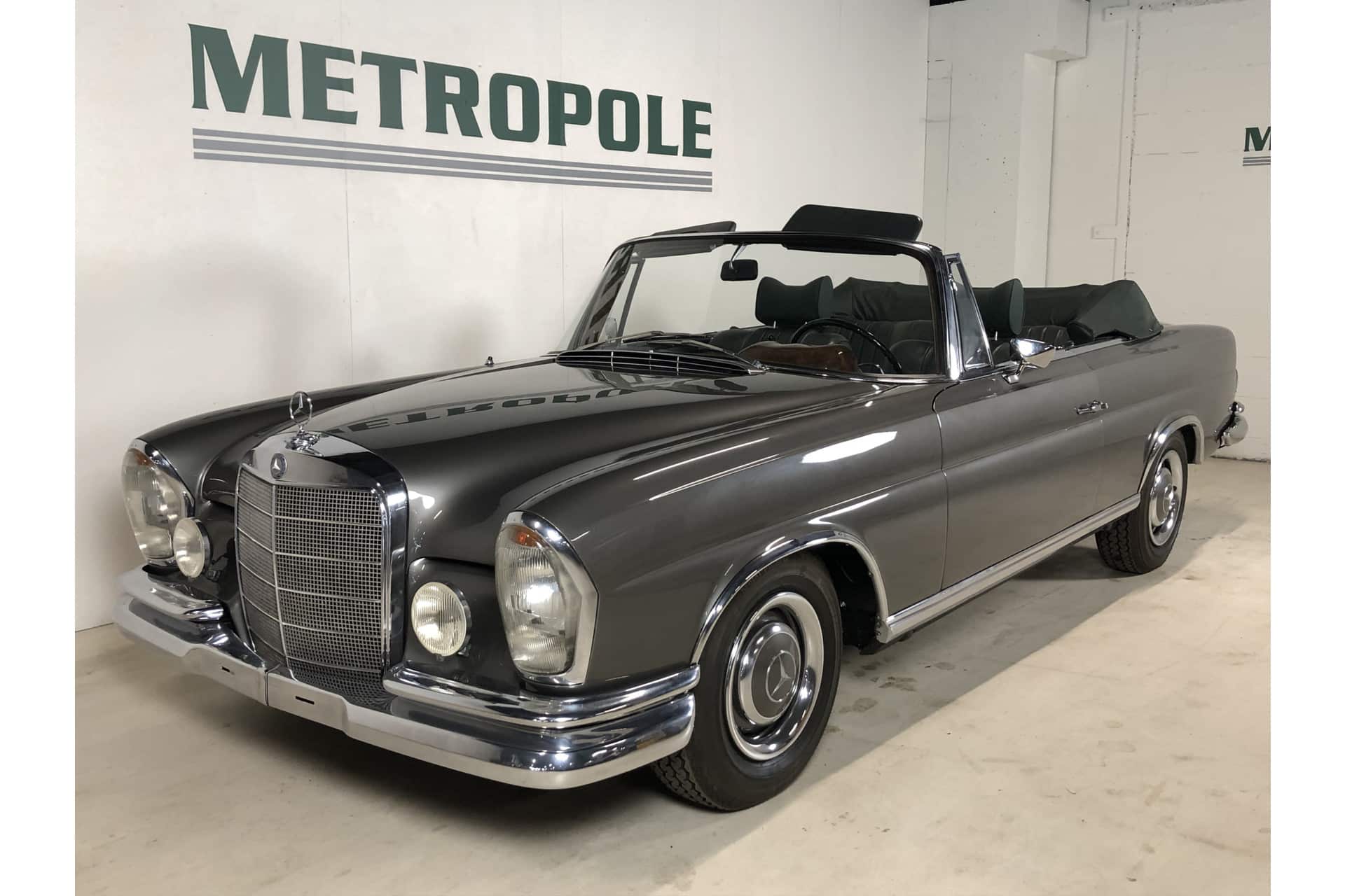 Mercedes-Benz 250 SE Convertible