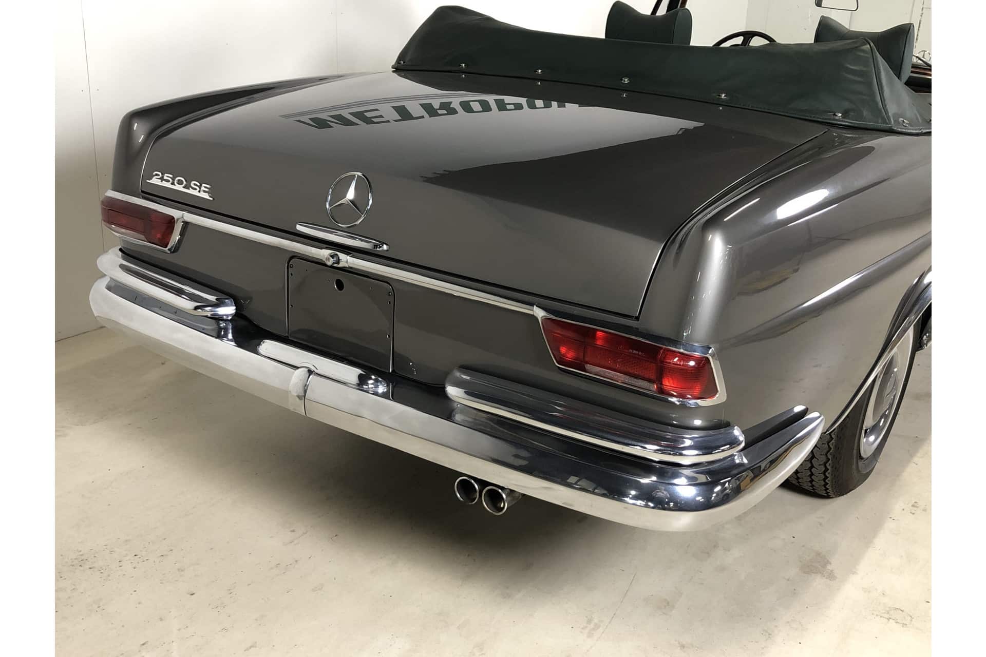 Mercedes-Benz 250 SE
