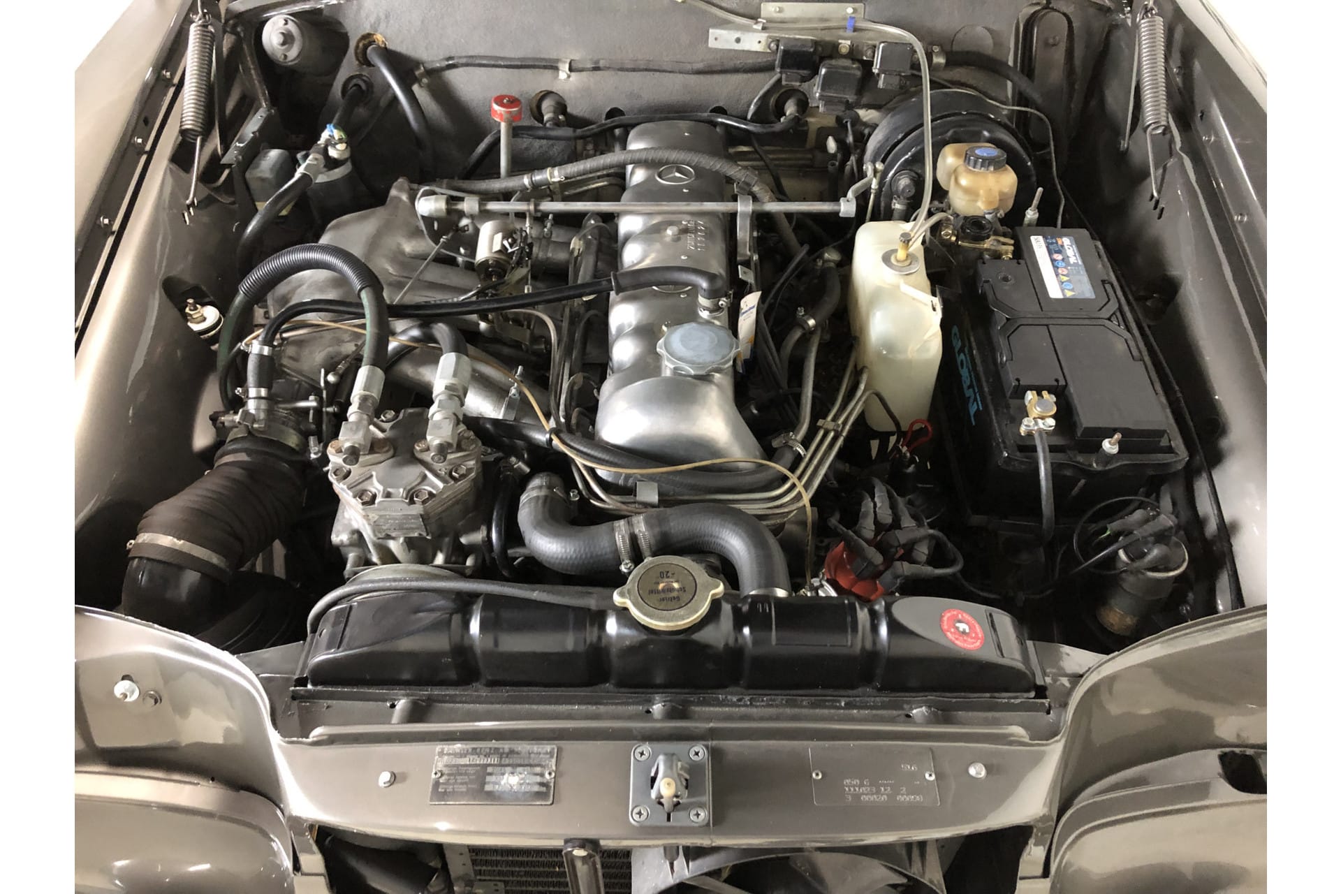 Mercedes-Benz 250 SE