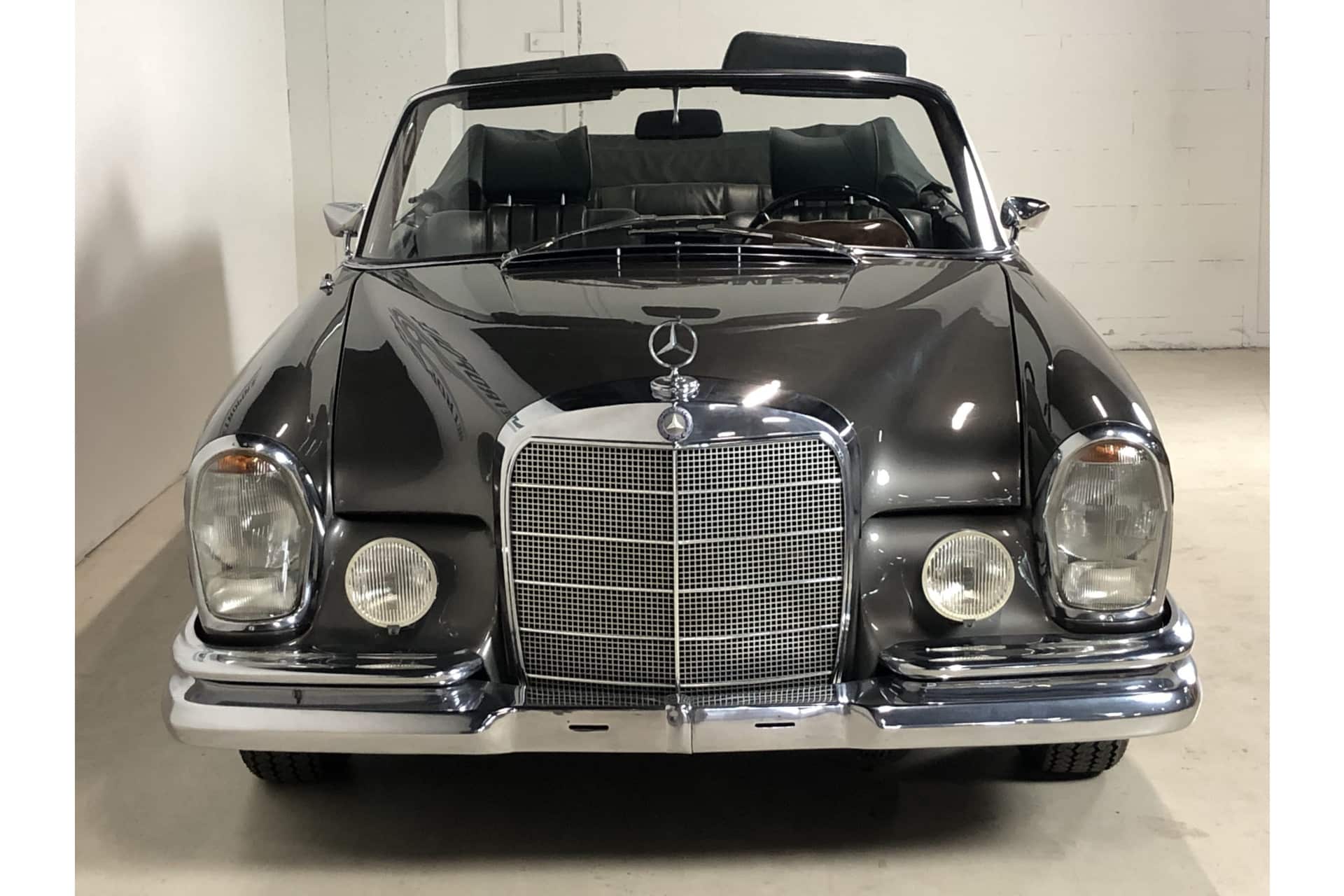 Mercedes-Benz 250 SE Convertible